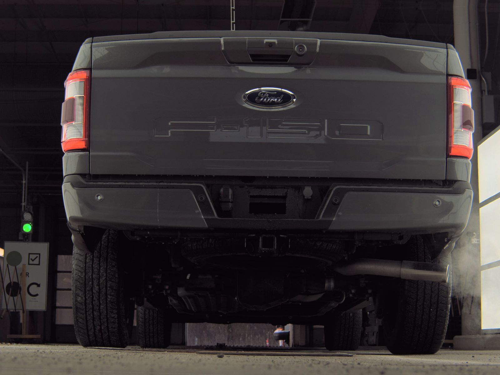 2023 Ford F-150 Hybrid Lariat AWD