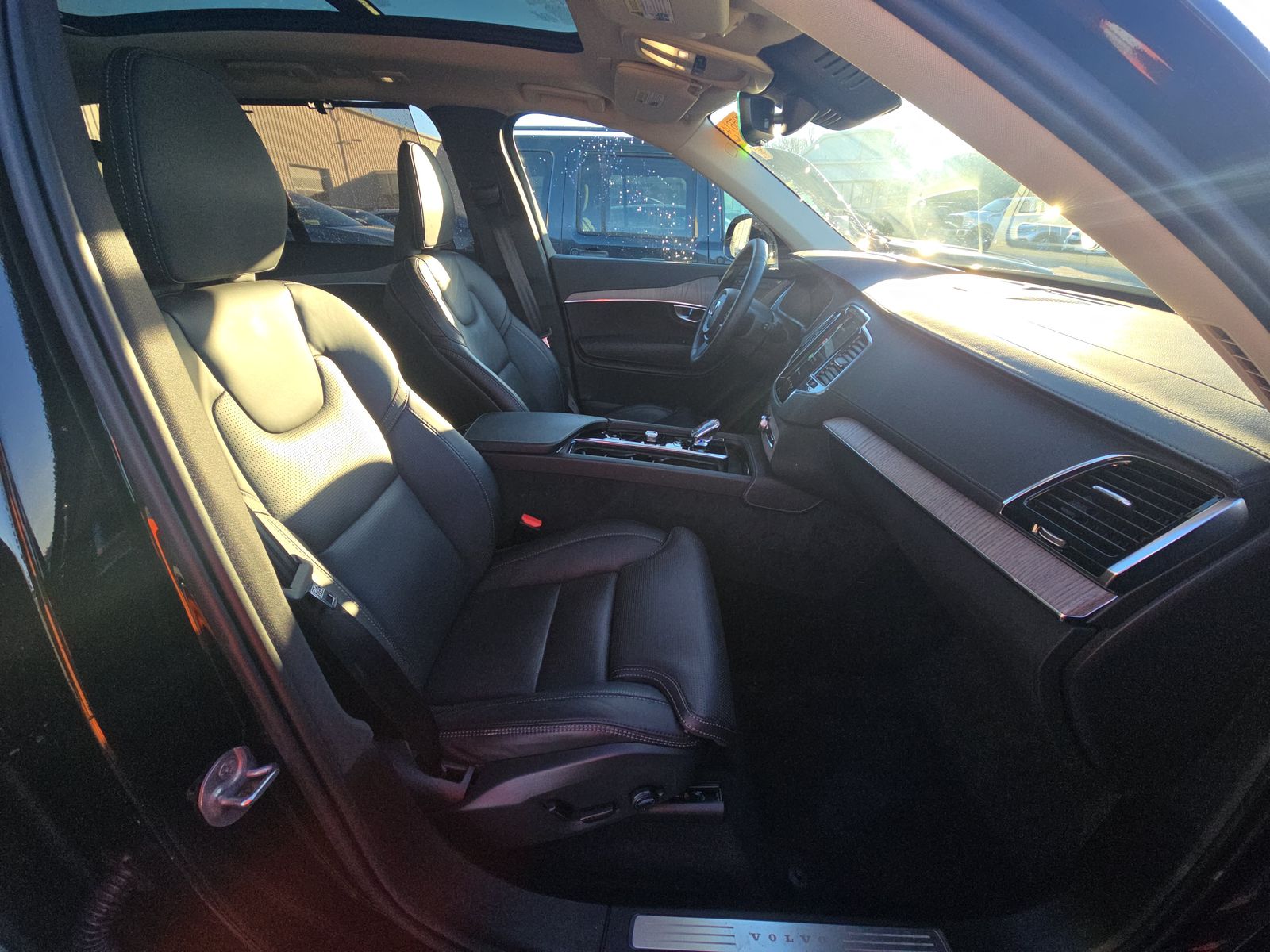 2024 Volvo XC90 B6 Ultimate AWD