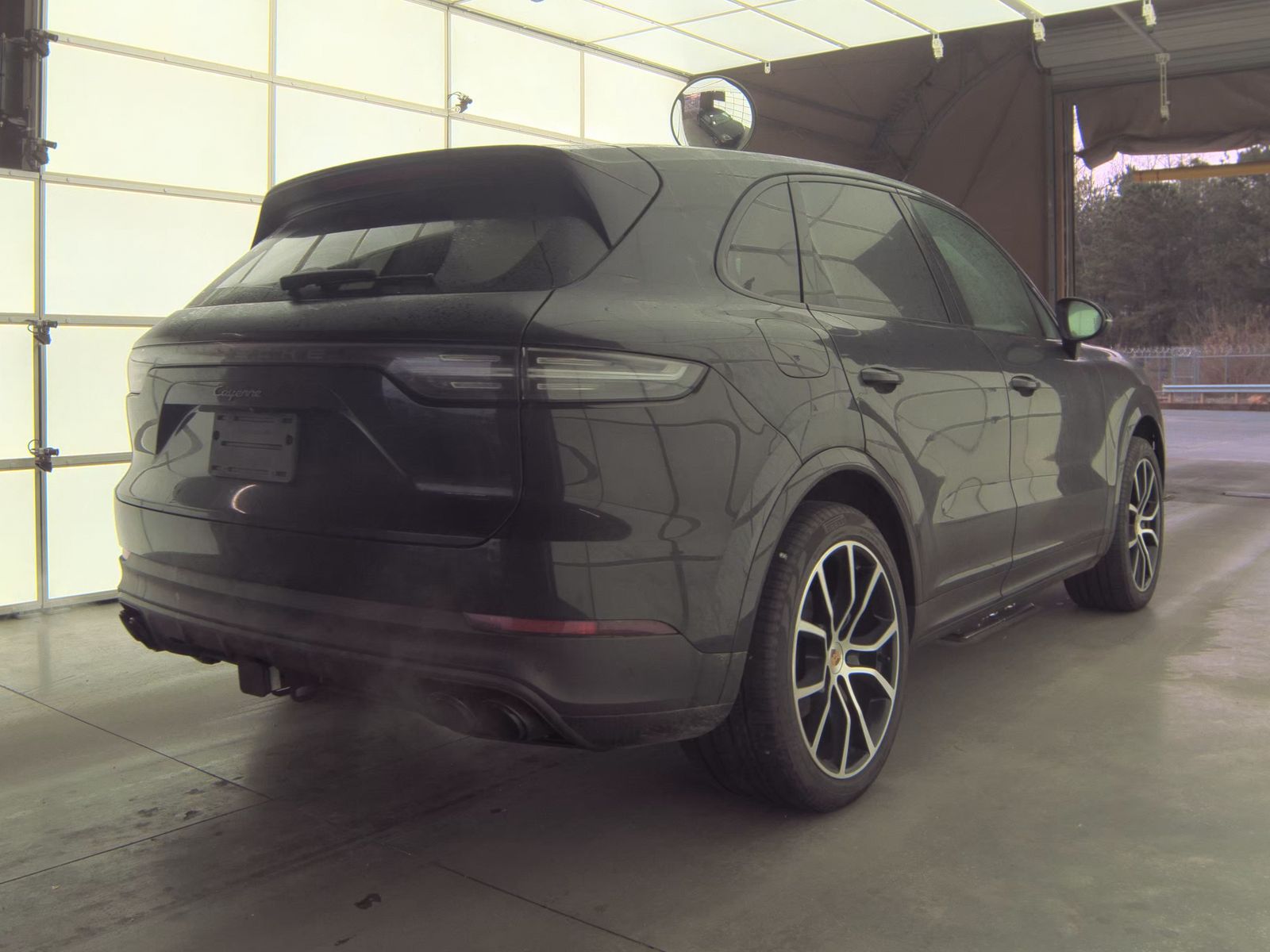 2023 Porsche Cayenne Platinum Edition AWD