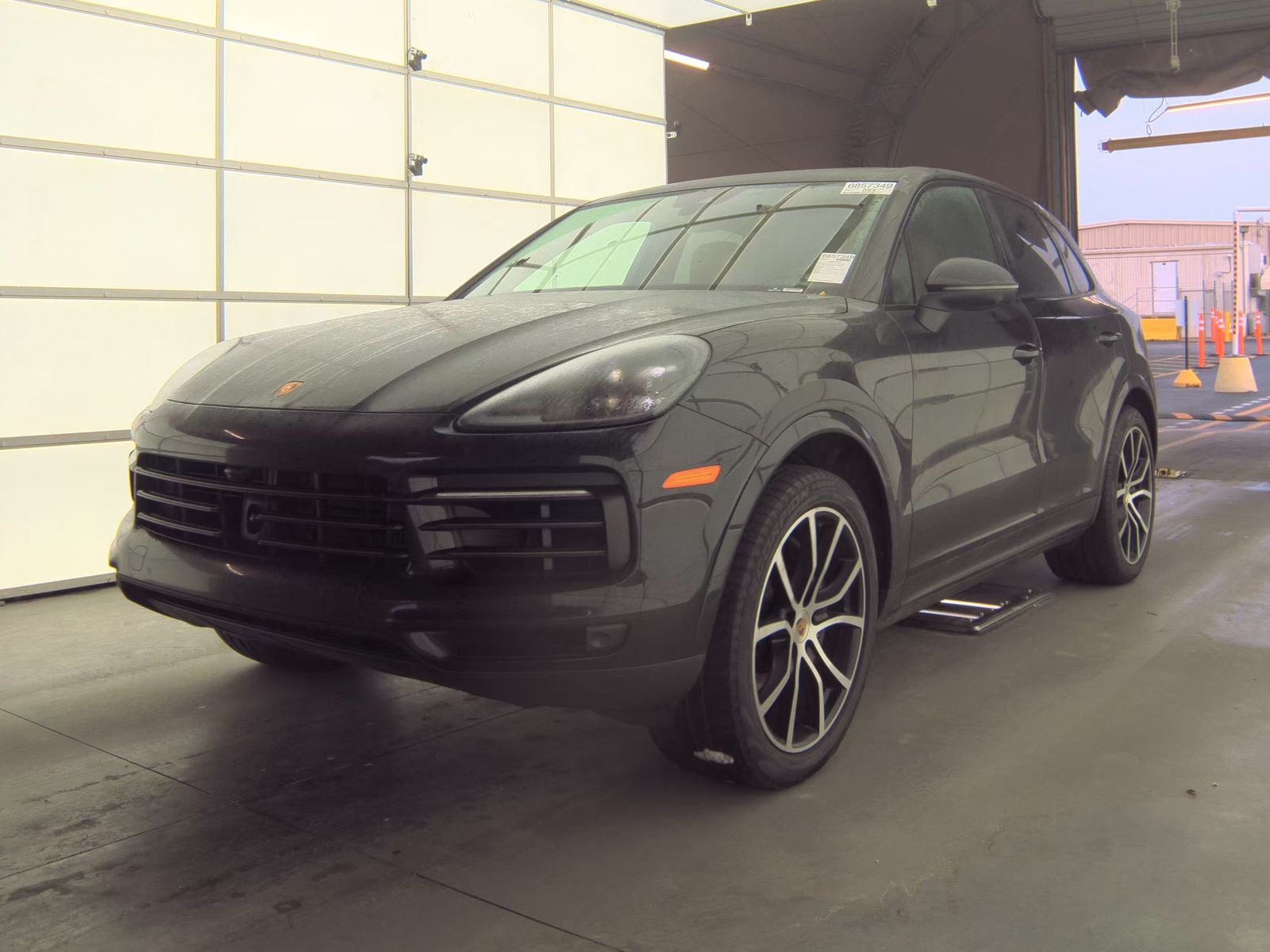 2023 Porsche Cayenne Platinum Edition AWD