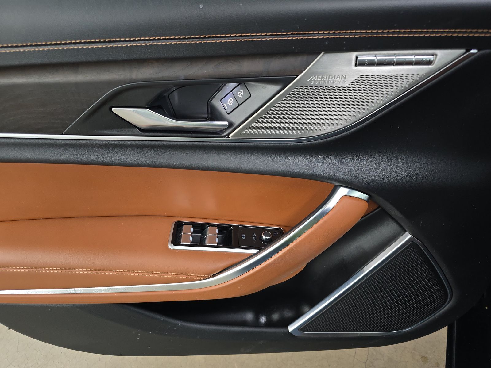 2022 Jaguar XF R-Dynamic SE AWD