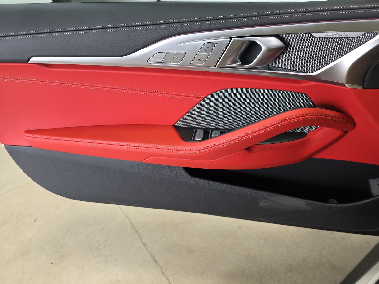 2025 BMW 8 Series M850i xDrive AWD