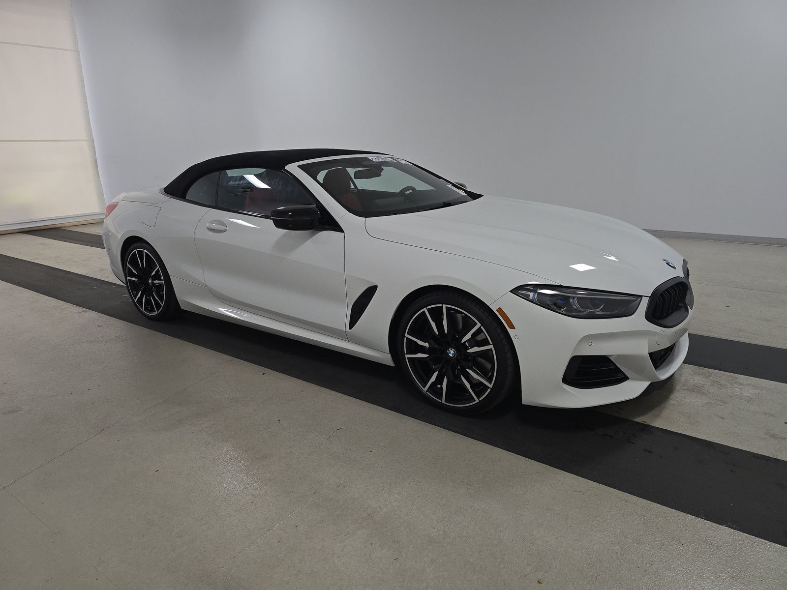 2025 BMW 8 Series M850i xDrive AWD