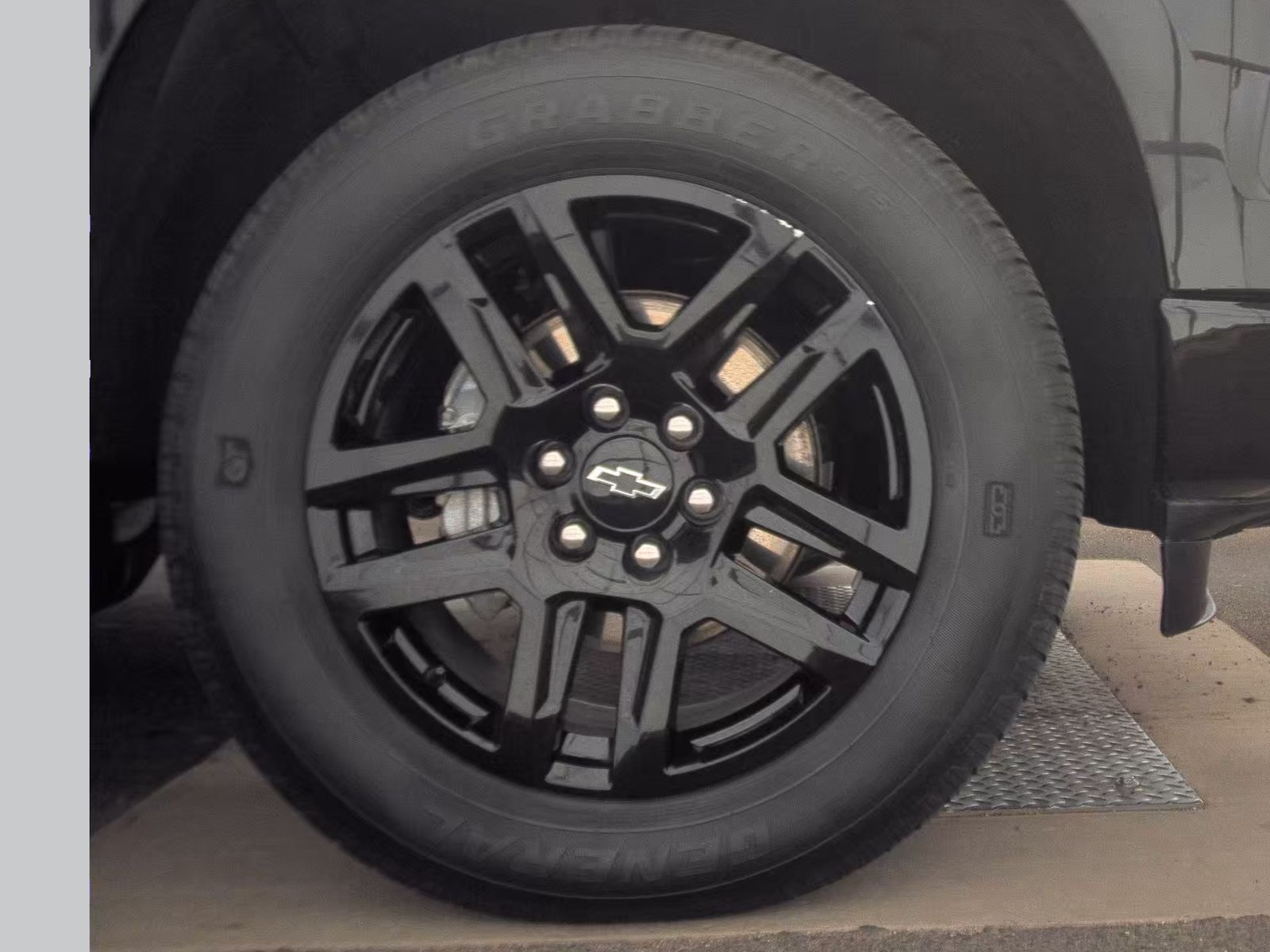 2023 Chevrolet Silverado 1500 RST AWD