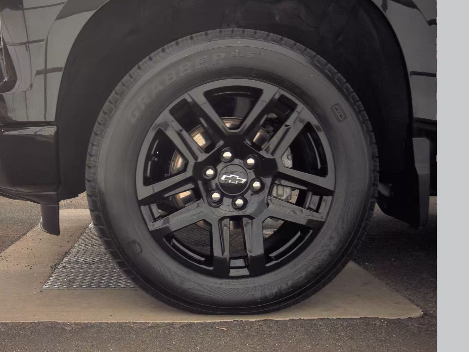 2023 Chevrolet Silverado 1500 RST AWD