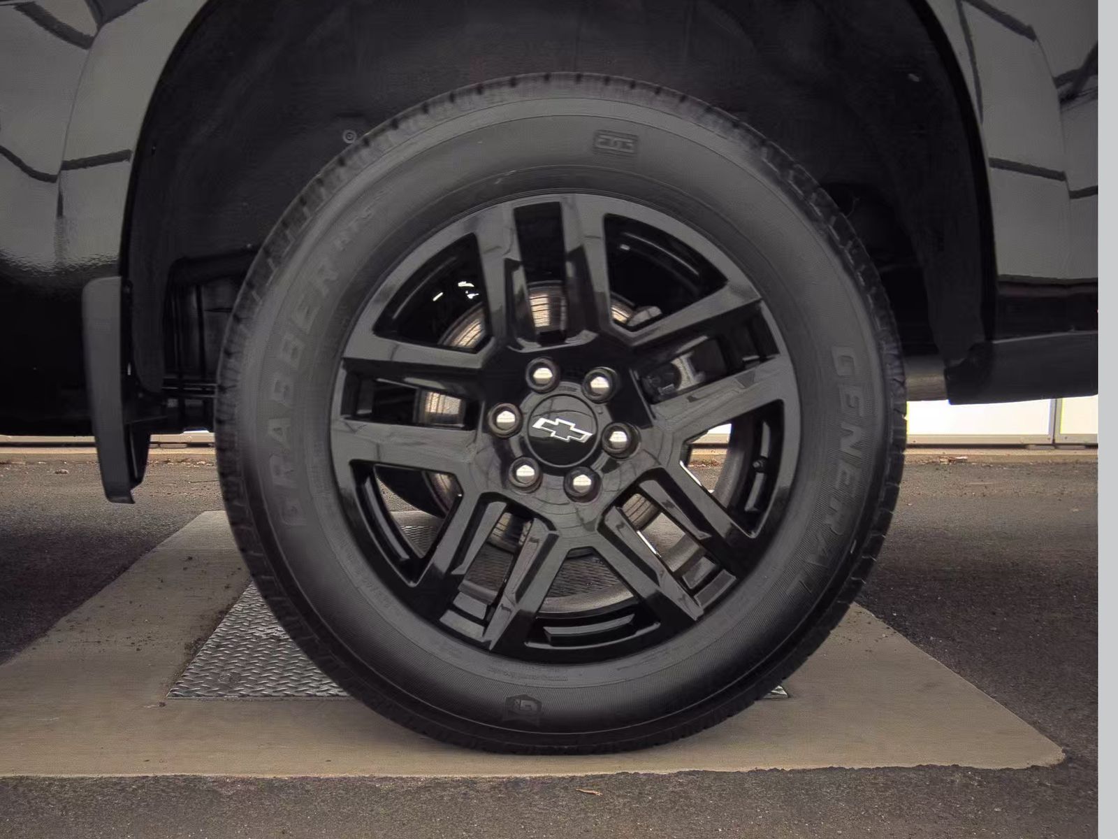 2023 Chevrolet Silverado 1500 RST AWD