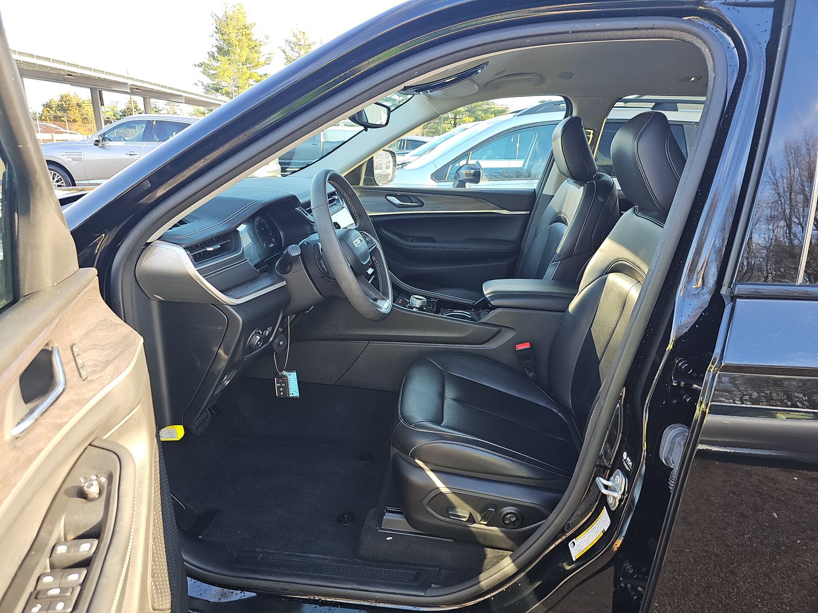 2023 Jeep Grand Cherokee Limited AWD