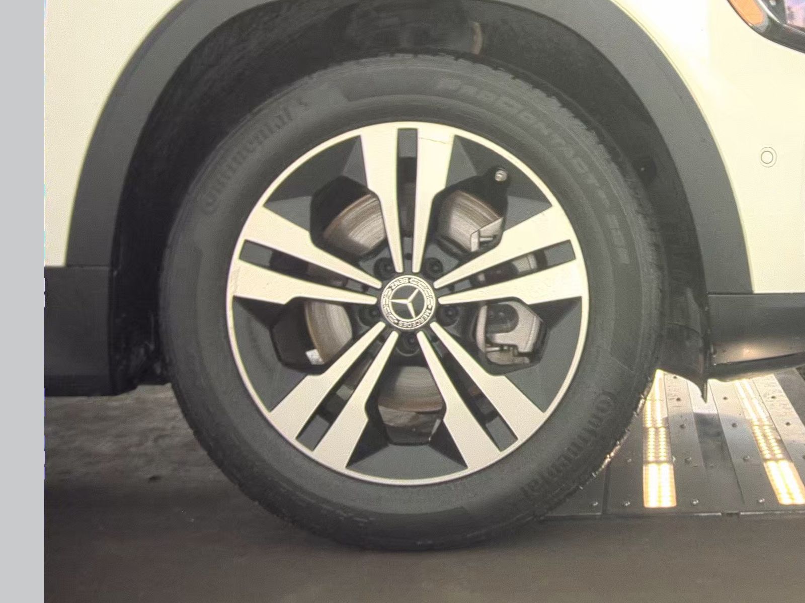 2024 Mercedes-Benz GLB GLB 250 AWD