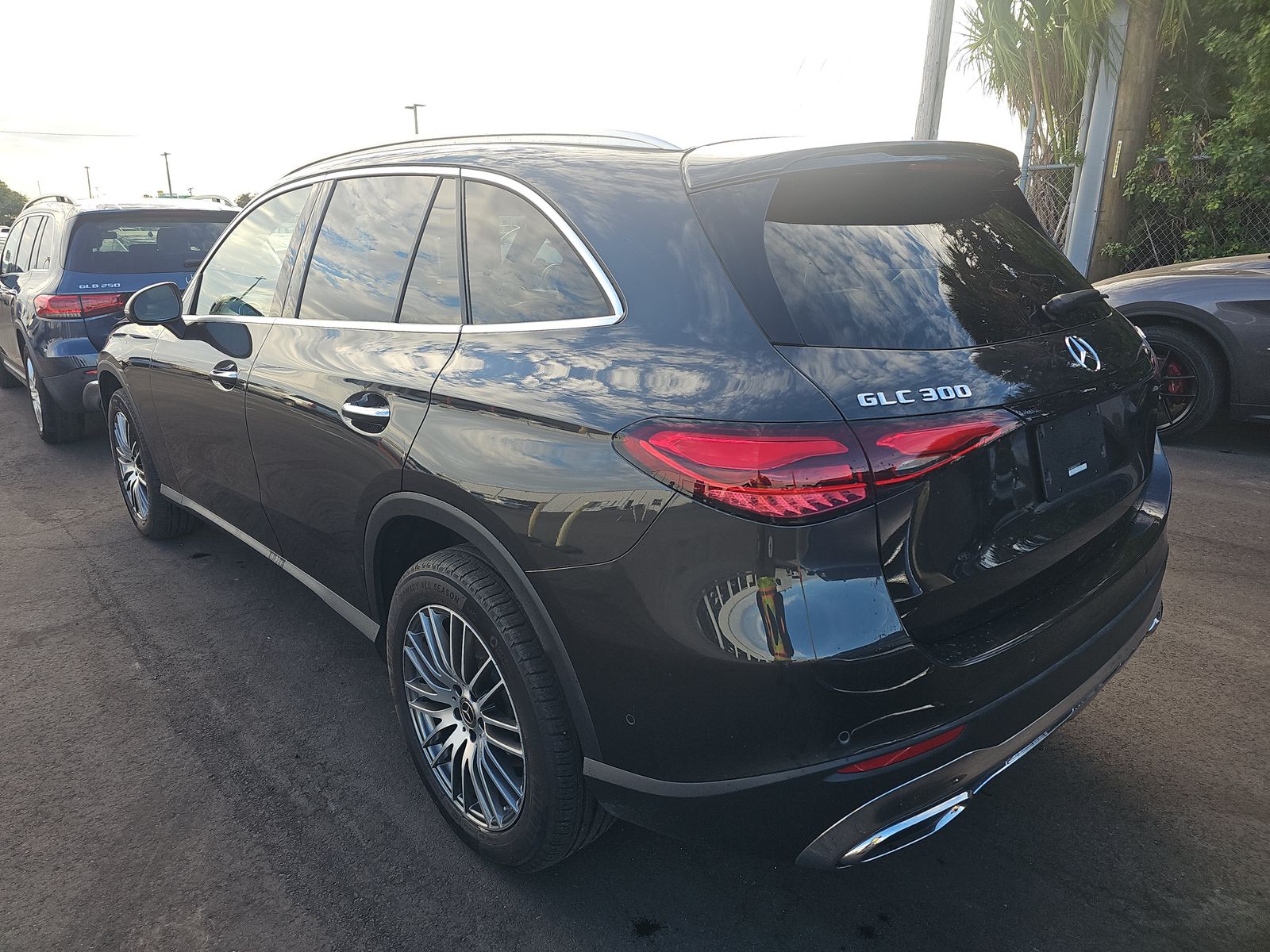 2023 Mercedes-Benz GLC GLC 300 AWD
