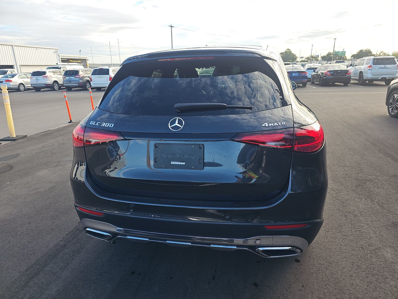 2023 Mercedes-Benz GLC GLC 300 AWD