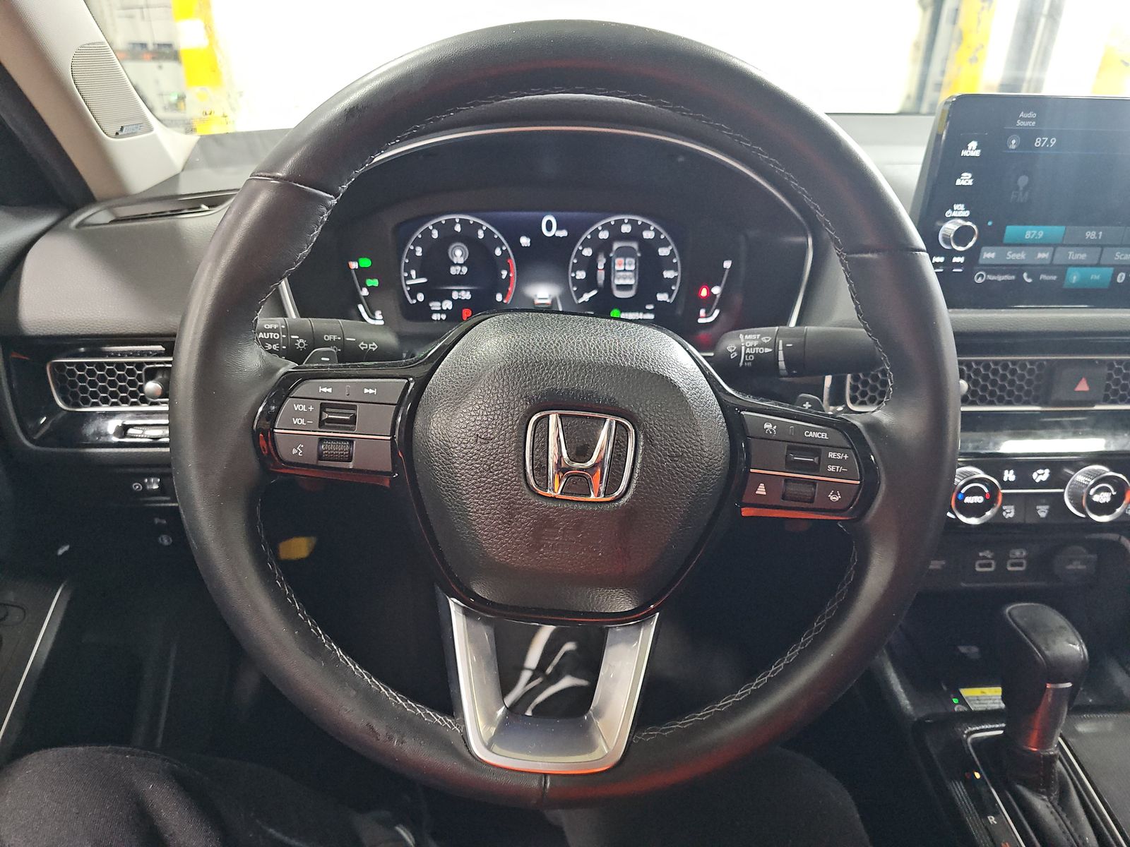 2024 Honda Civic Touring FWD