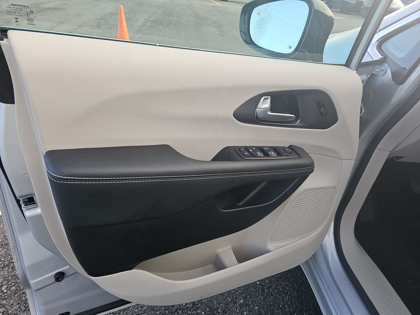 2024 Chrysler Pacifica Touring L FWD