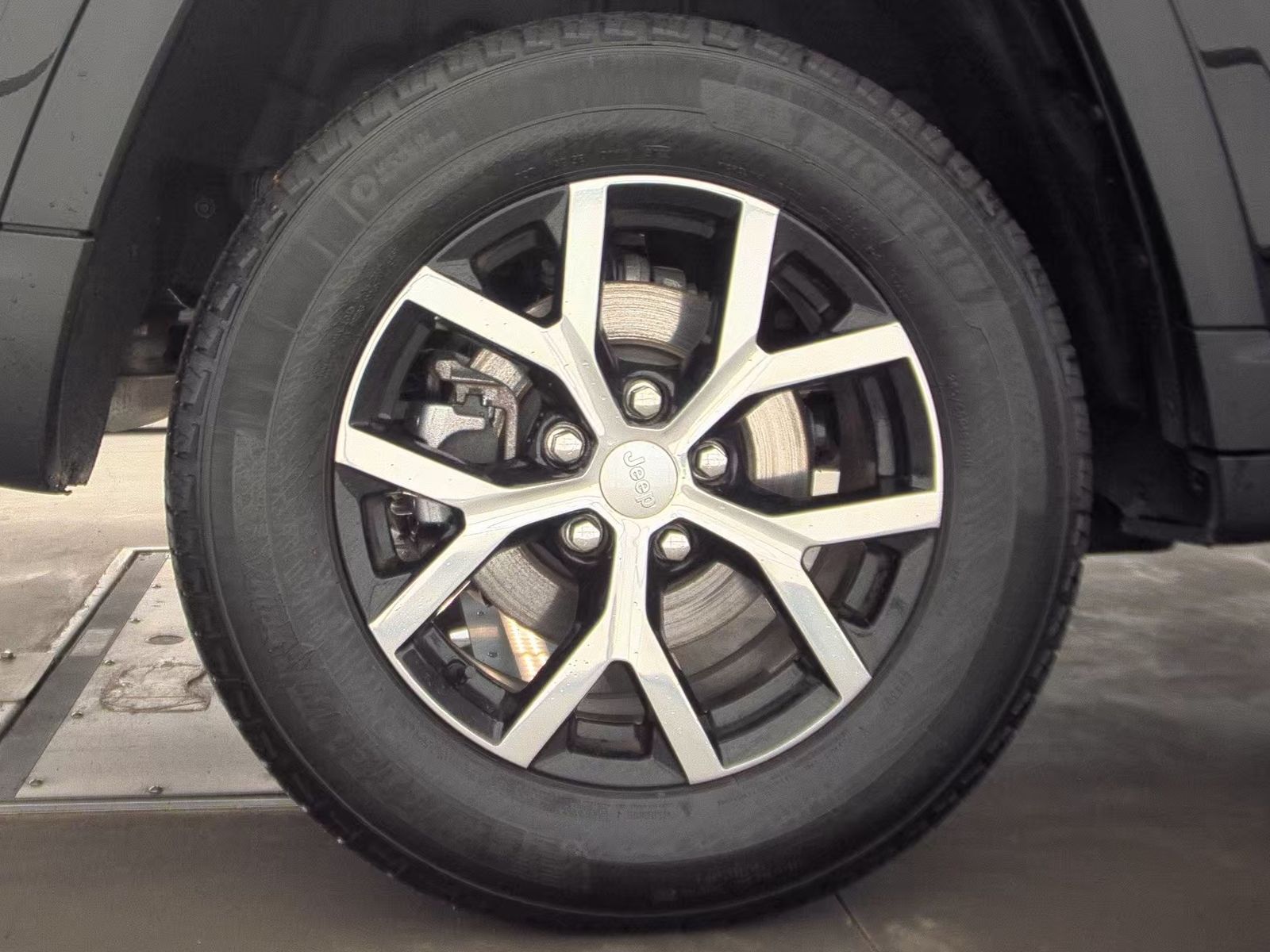 2023 Jeep Grand Cherokee Limited AWD