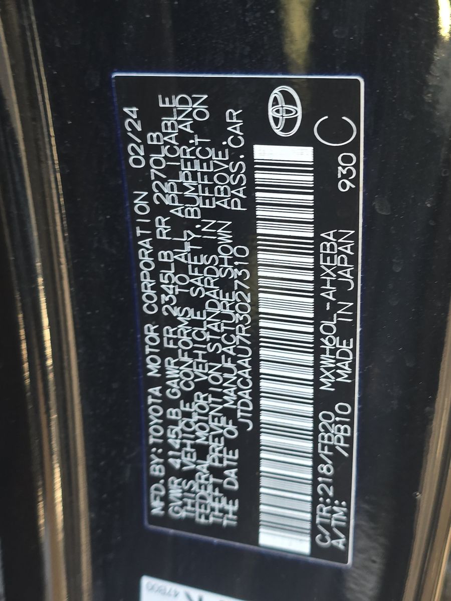 2024 Toyota Prius LE FWD