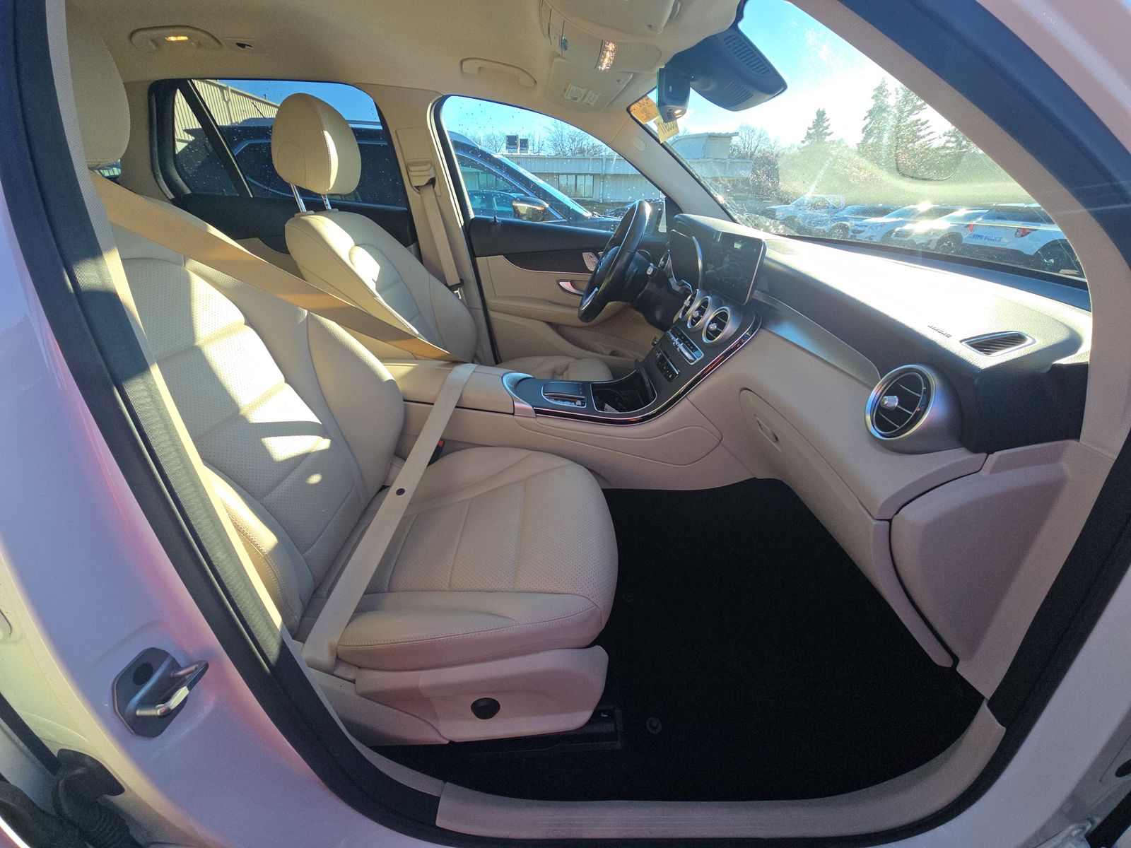 2022 Mercedes-Benz GLC GLC 300 AWD