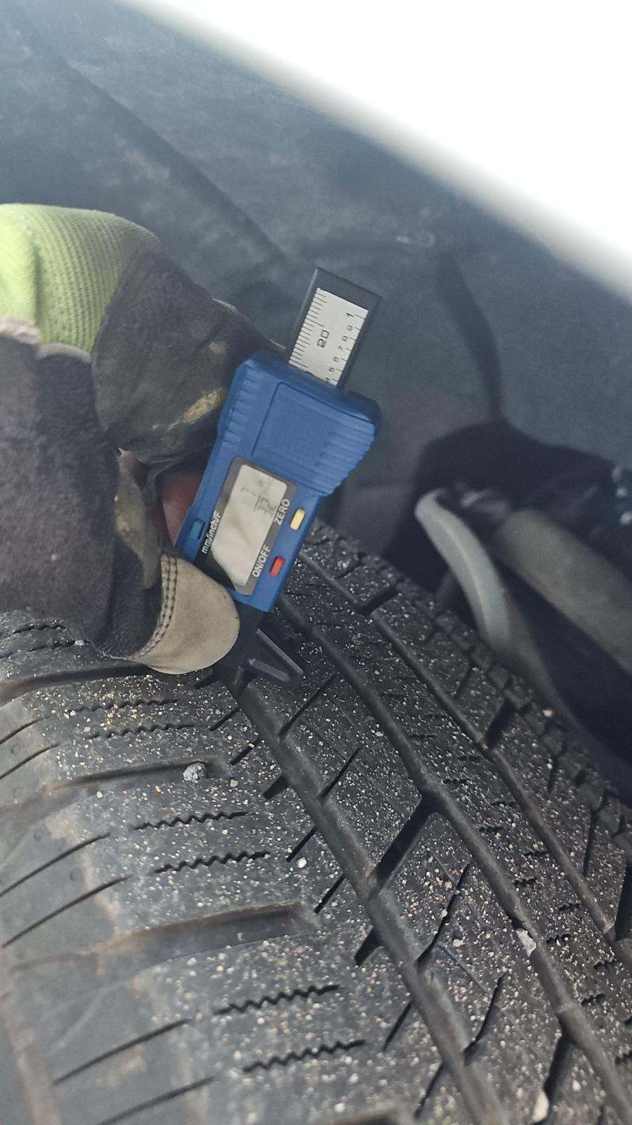 2023 Chevrolet Silverado 1500 Custom AWD