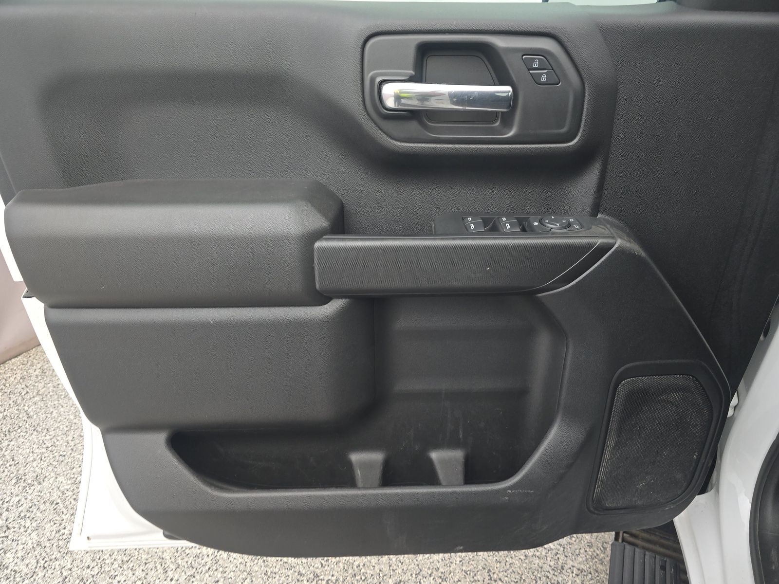 2023 Chevrolet Silverado 1500 Custom AWD