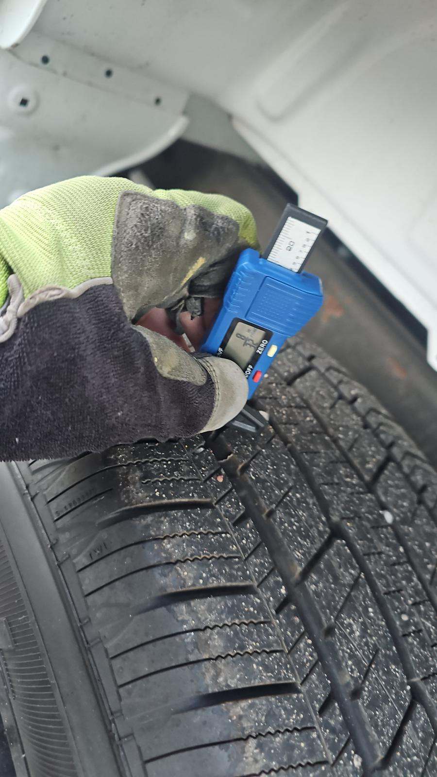 2023 Chevrolet Silverado 1500 Custom AWD