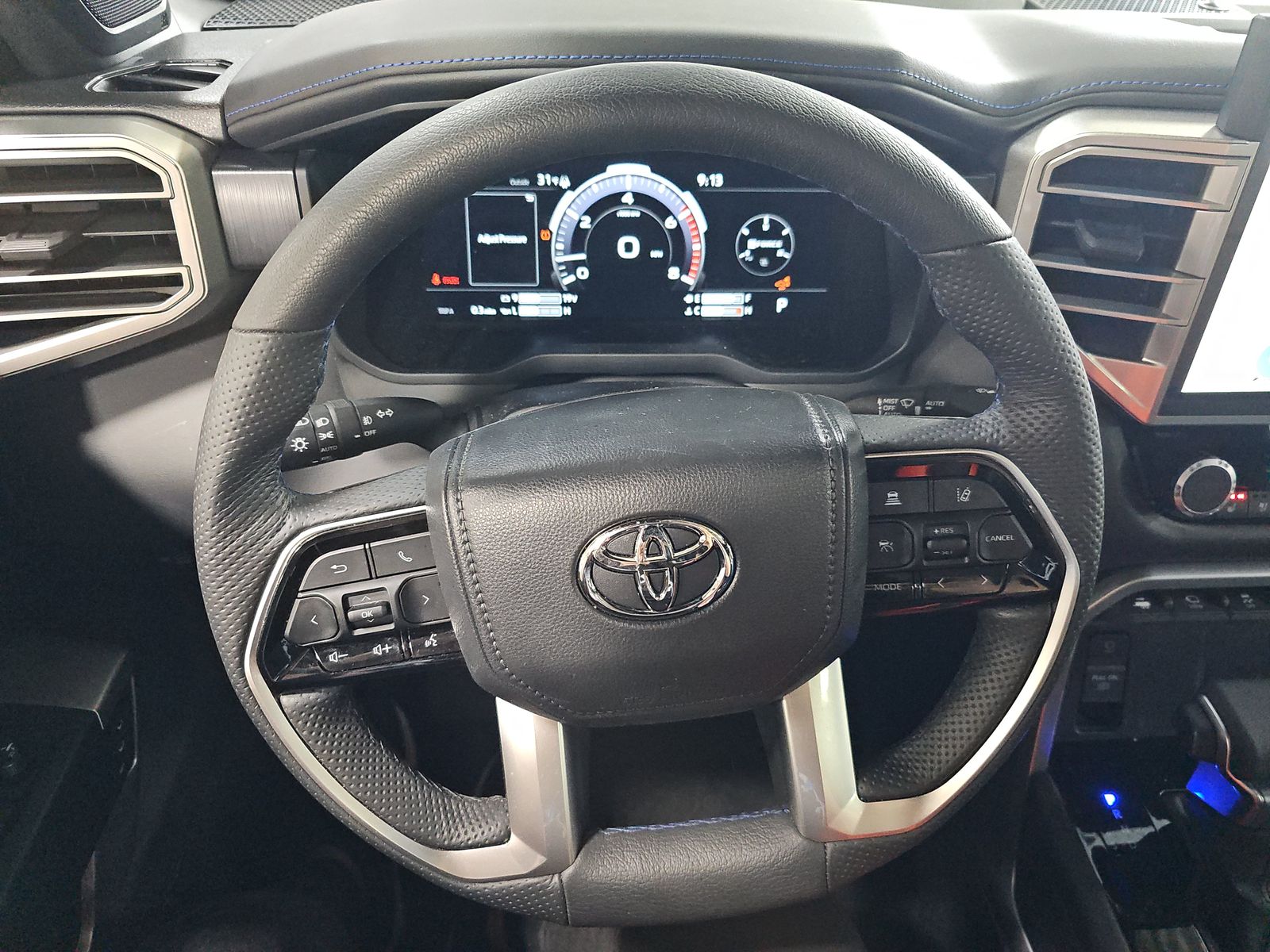 2025 Toyota Tundra Platinum AWD