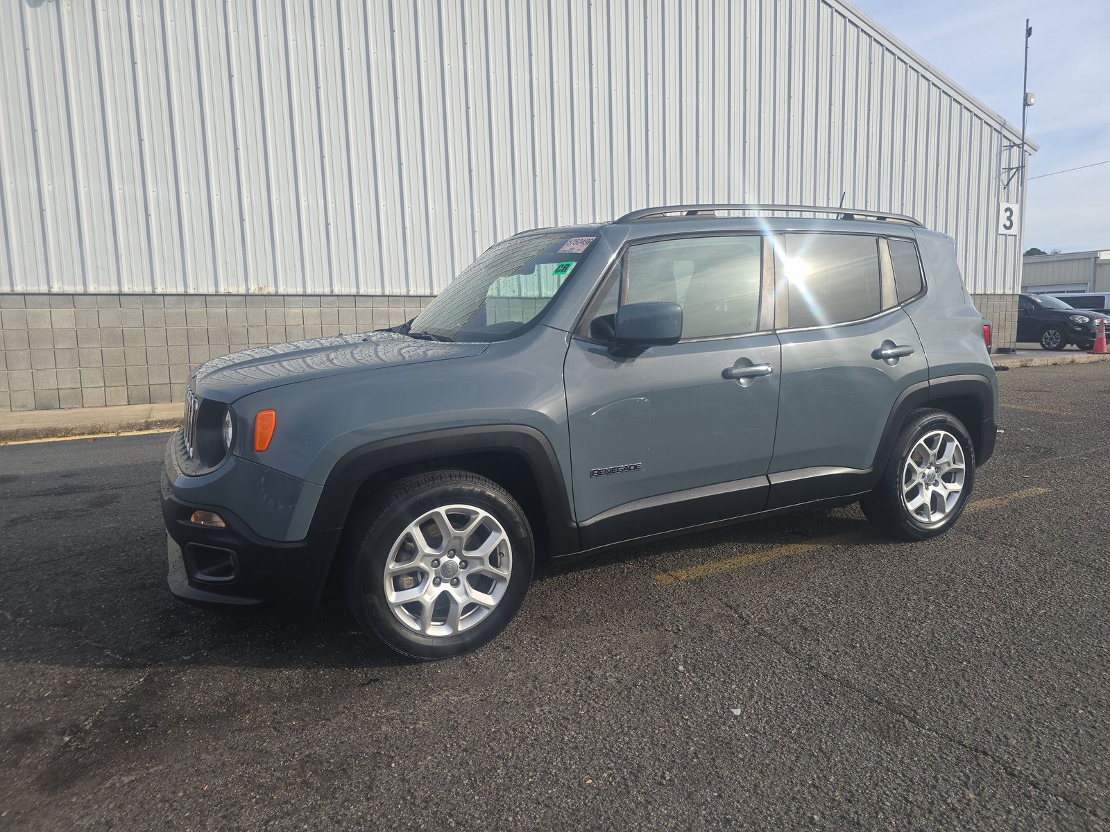 2018 Jeep Renegade Latitude FWD