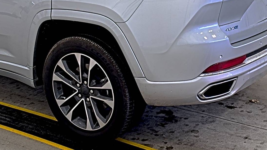 2024 Jeep Grand Cherokee 4xe Overland AWD