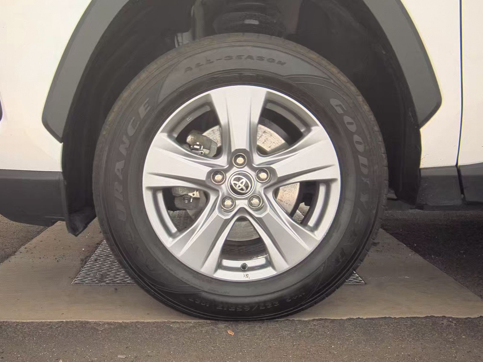 2022 Toyota RAV4 Hybrid XLE AWD