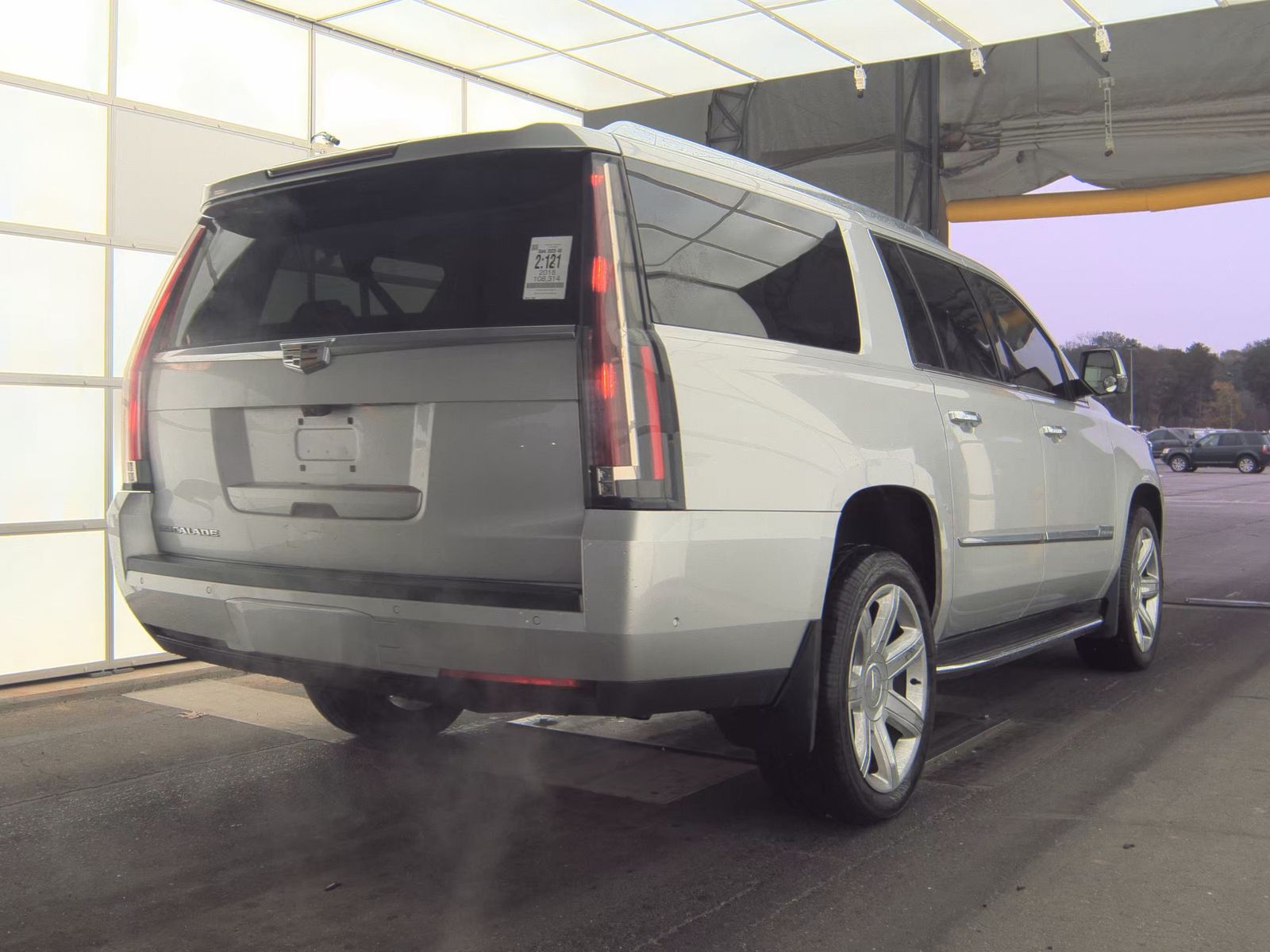 2018 Cadillac Escalade ESV Luxury AWD