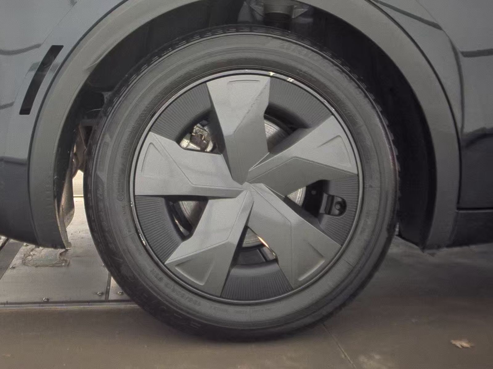 2024 Toyota Prius LE FWD