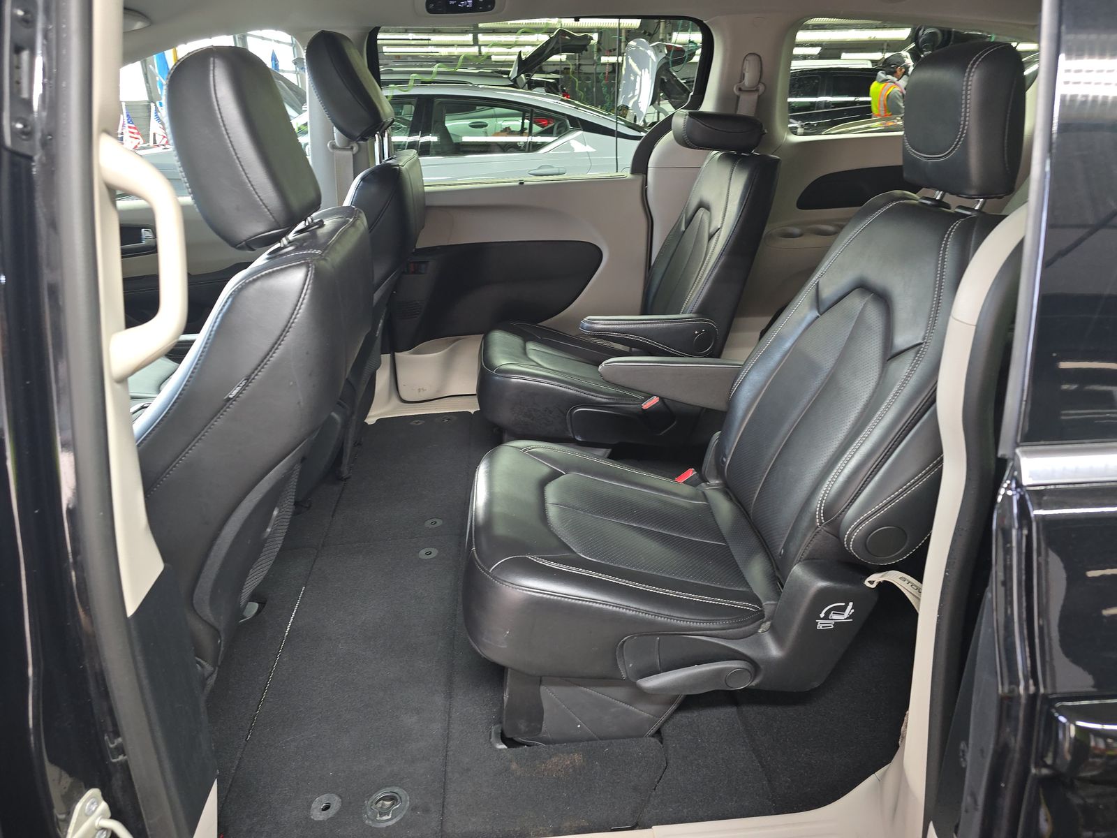 2024 Chrysler Pacifica Touring L FWD