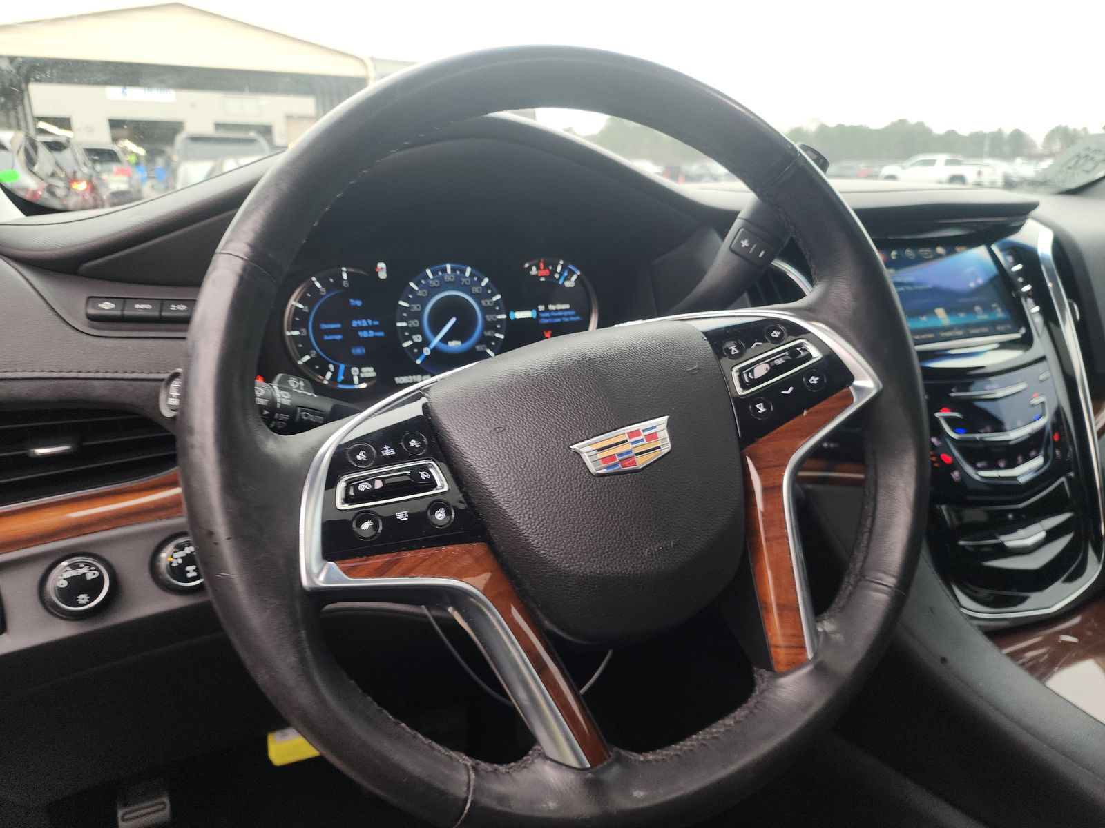 2018 Cadillac Escalade ESV Luxury AWD