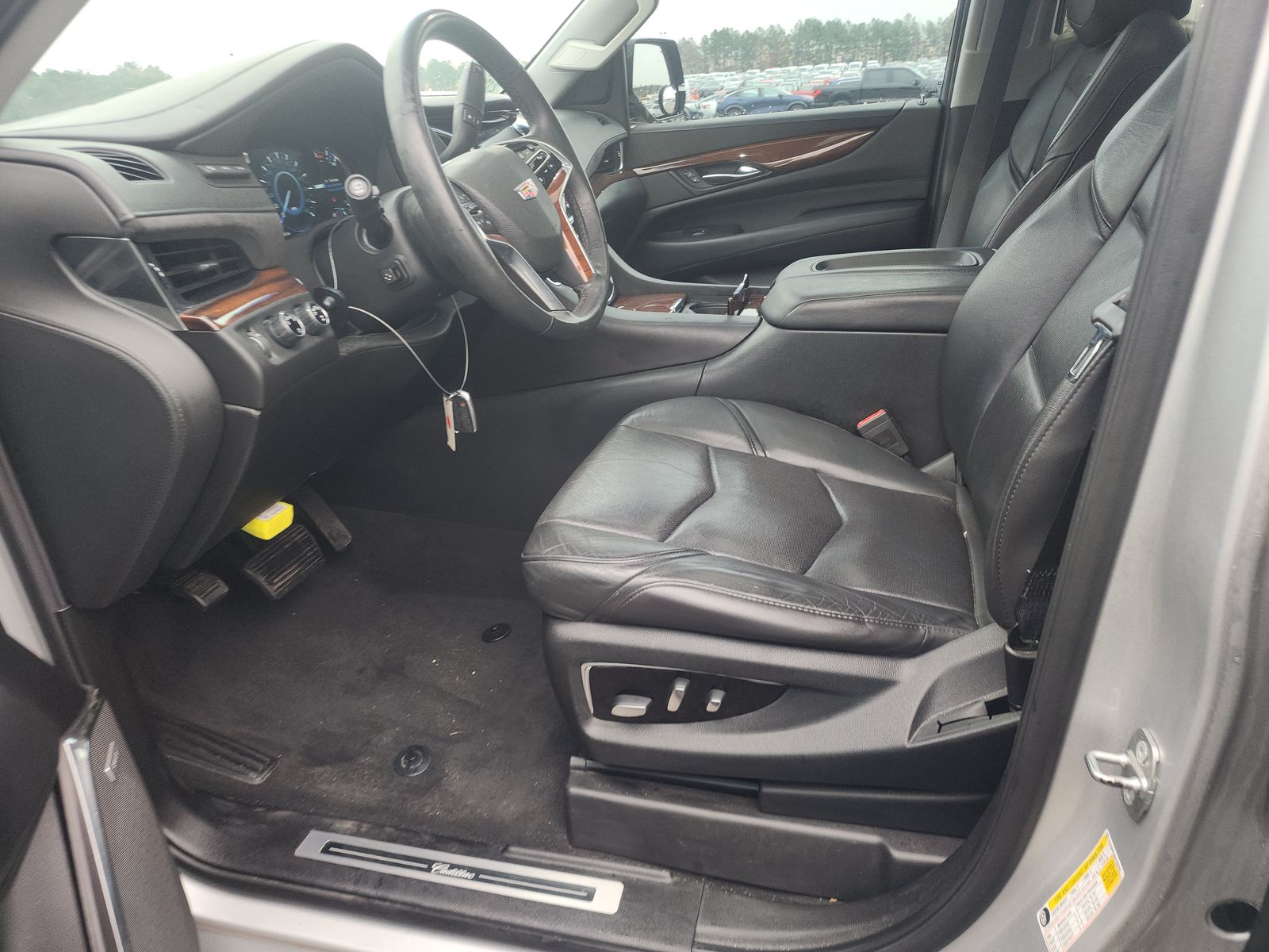 2018 Cadillac Escalade ESV Luxury AWD