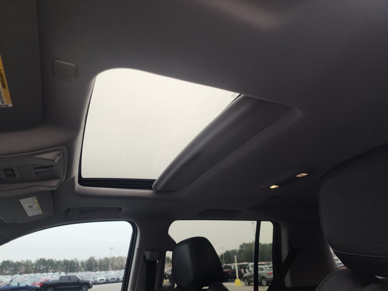 2018 Cadillac Escalade ESV Luxury AWD