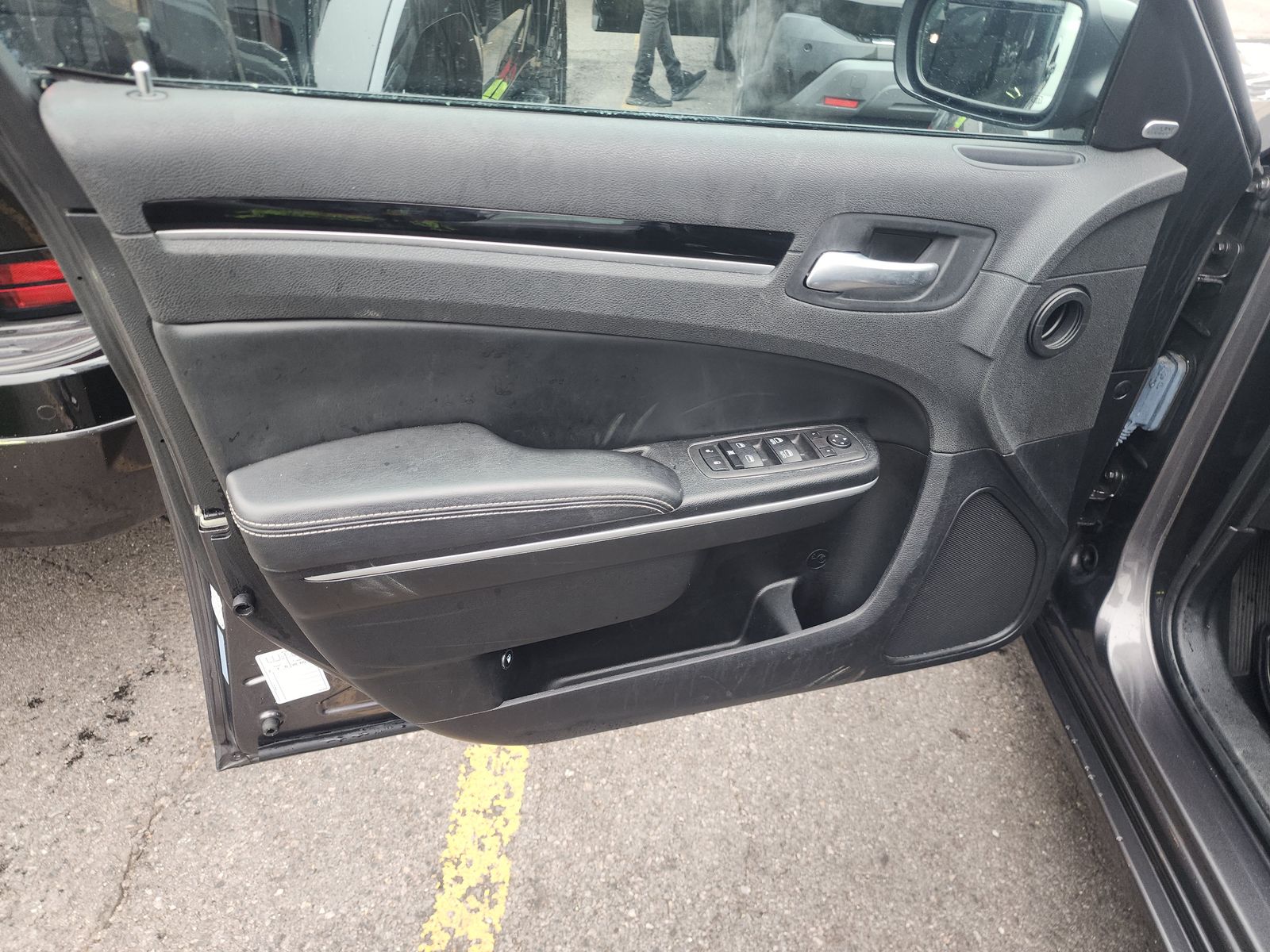 2023 Chrysler 300 300S RWD