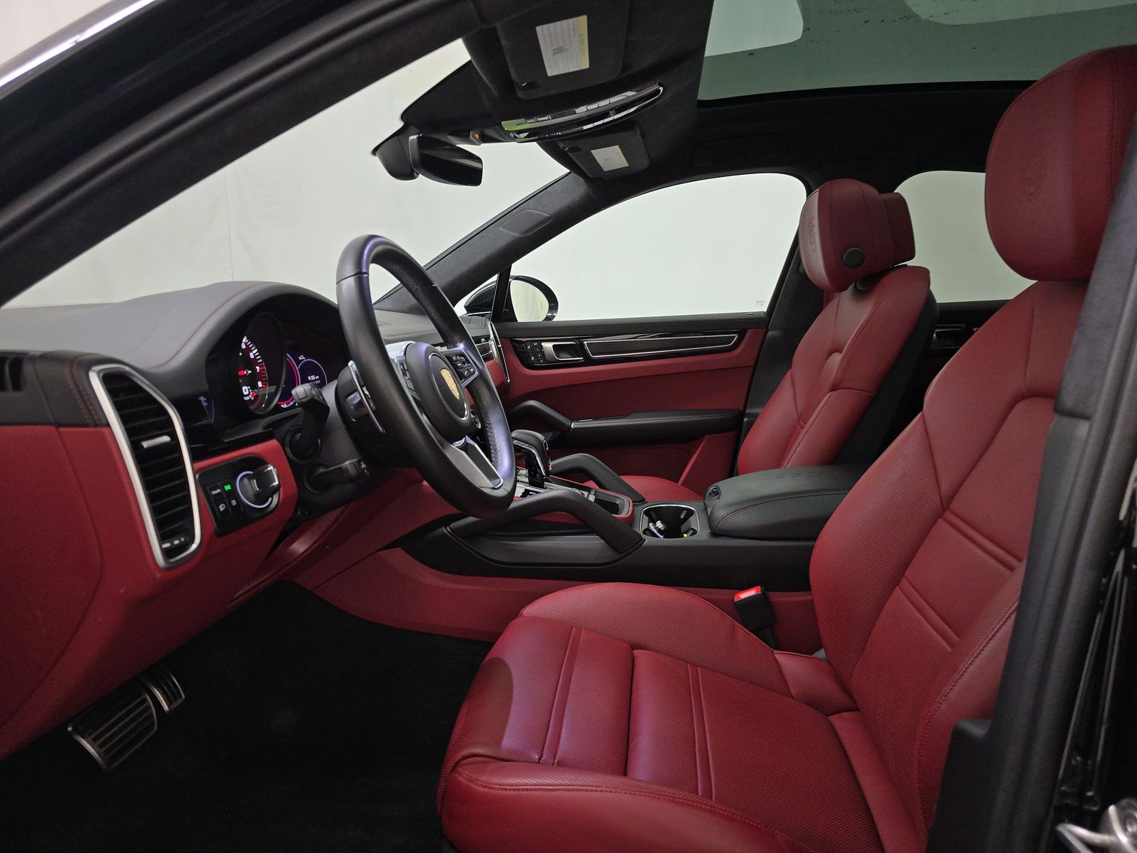 PORSCHE CAYENNE - 8