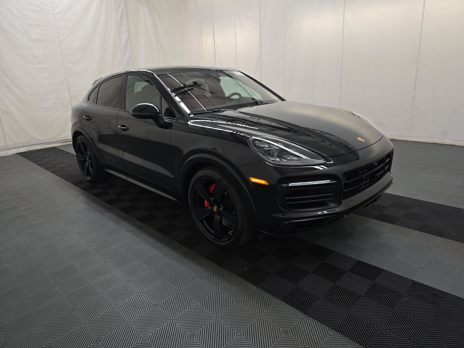 PORSCHE CAYENNE - 4