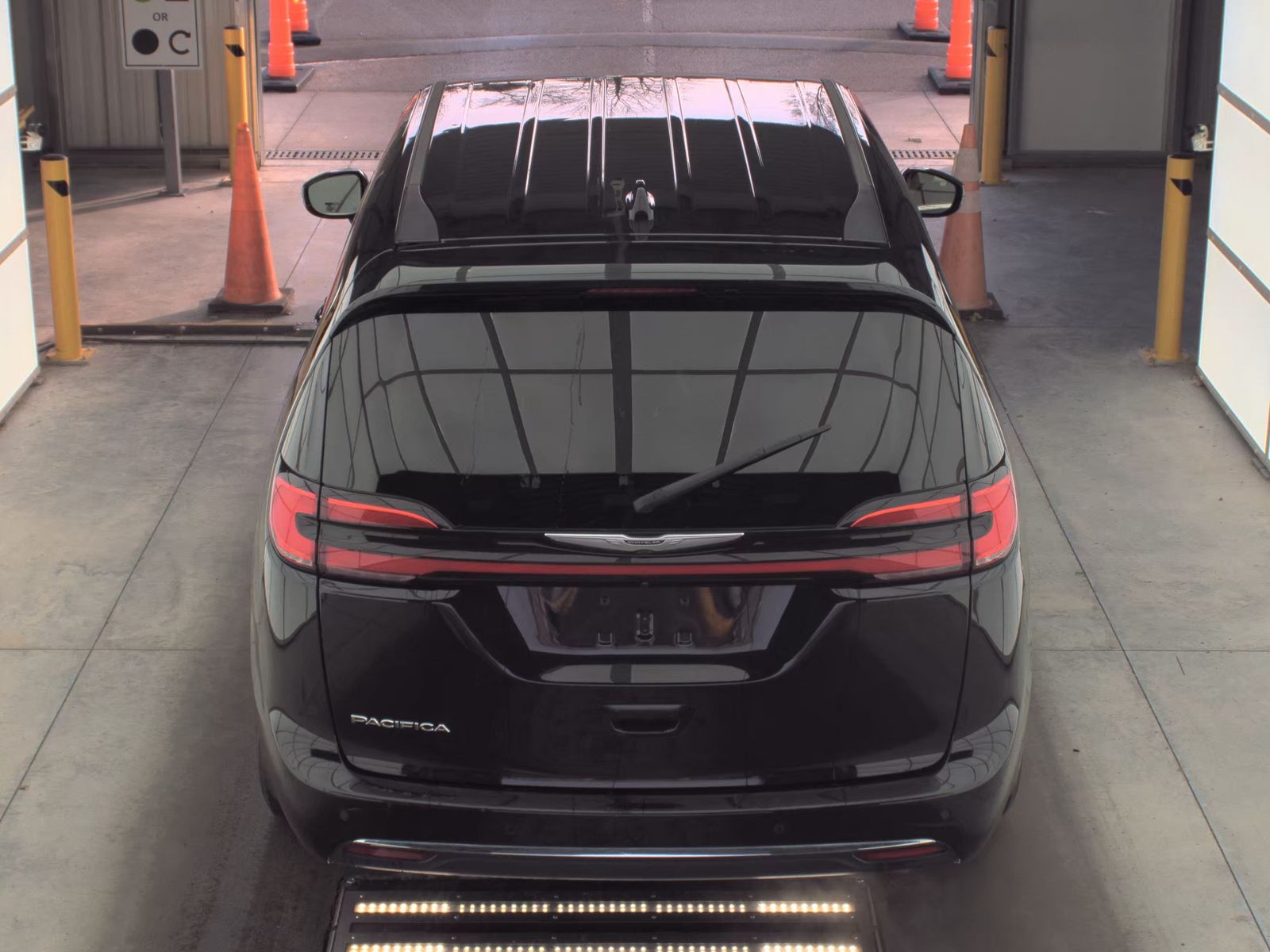 2024 Chrysler Pacifica Touring L FWD