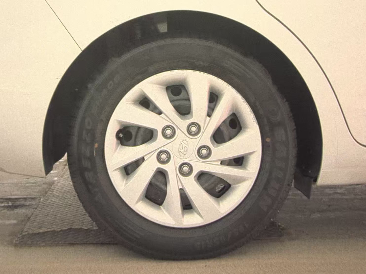 2019 Hyundai Elantra SE FWD