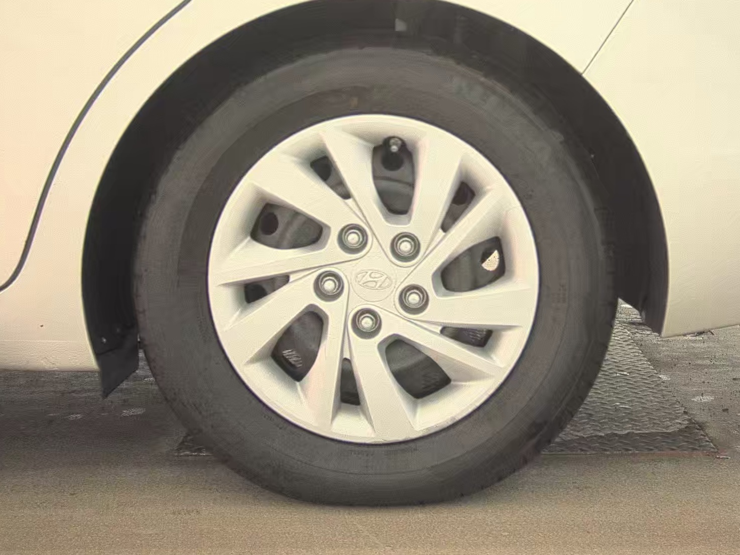 2019 Hyundai Elantra SE FWD