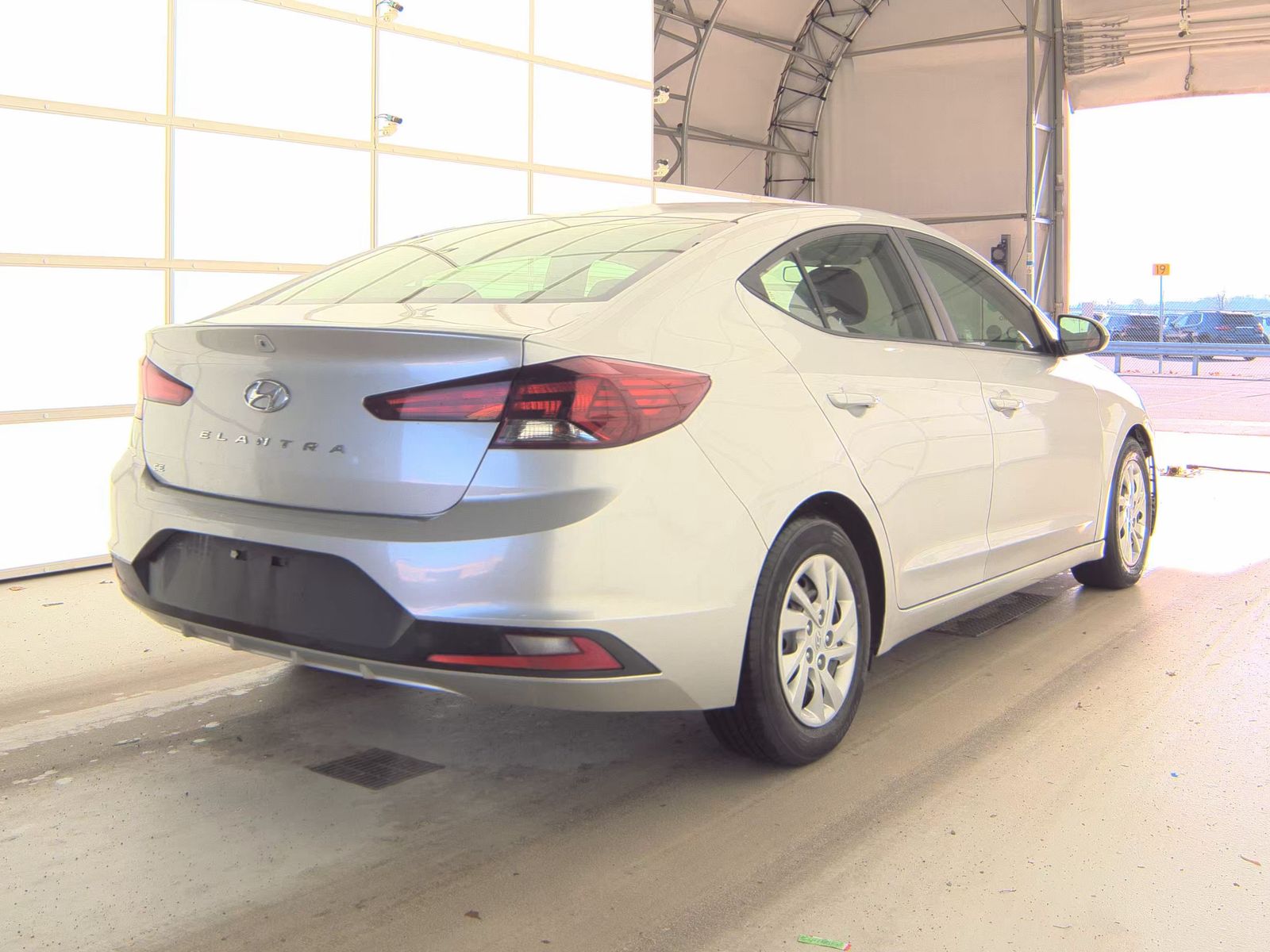 2019 Hyundai Elantra SE FWD