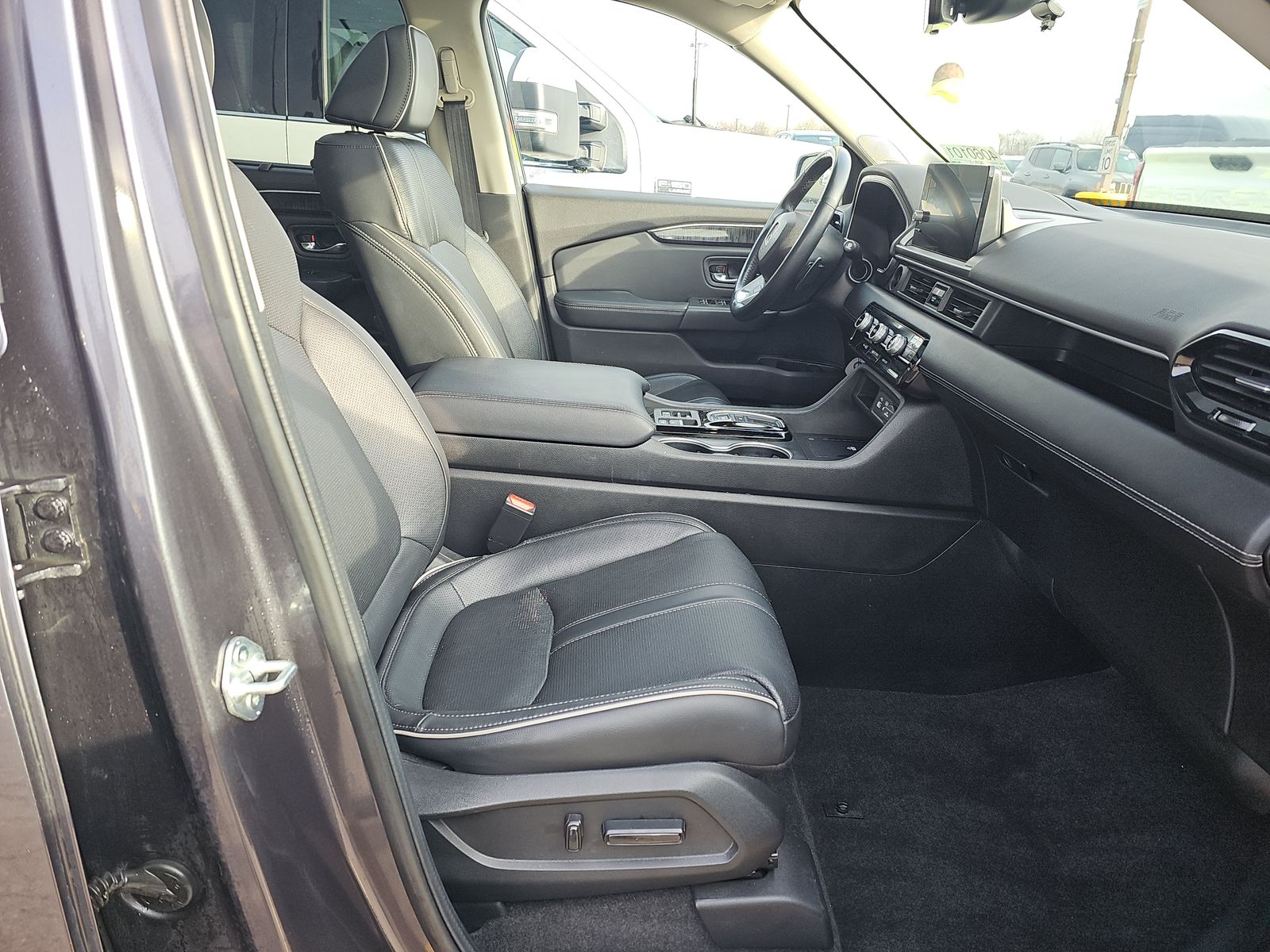 2023 Honda Pilot Elite AWD