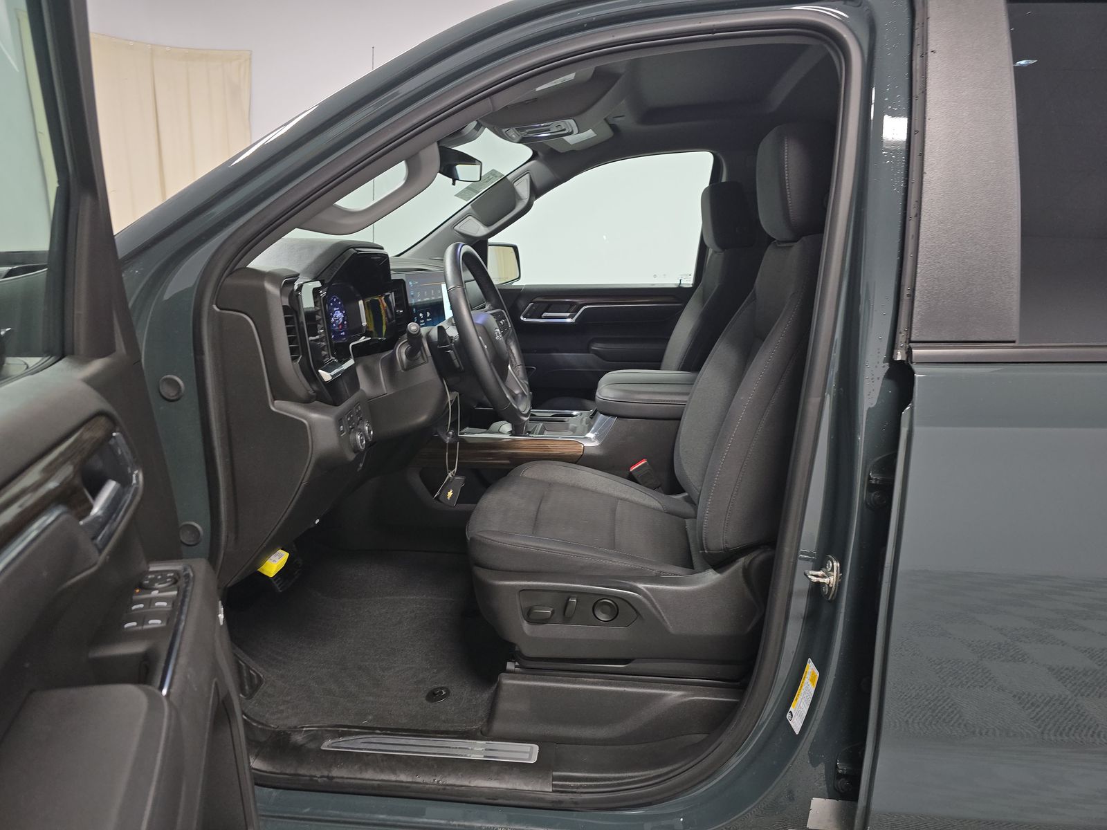 2025 Chevrolet Silverado 1500 LT Trail Boss AWD