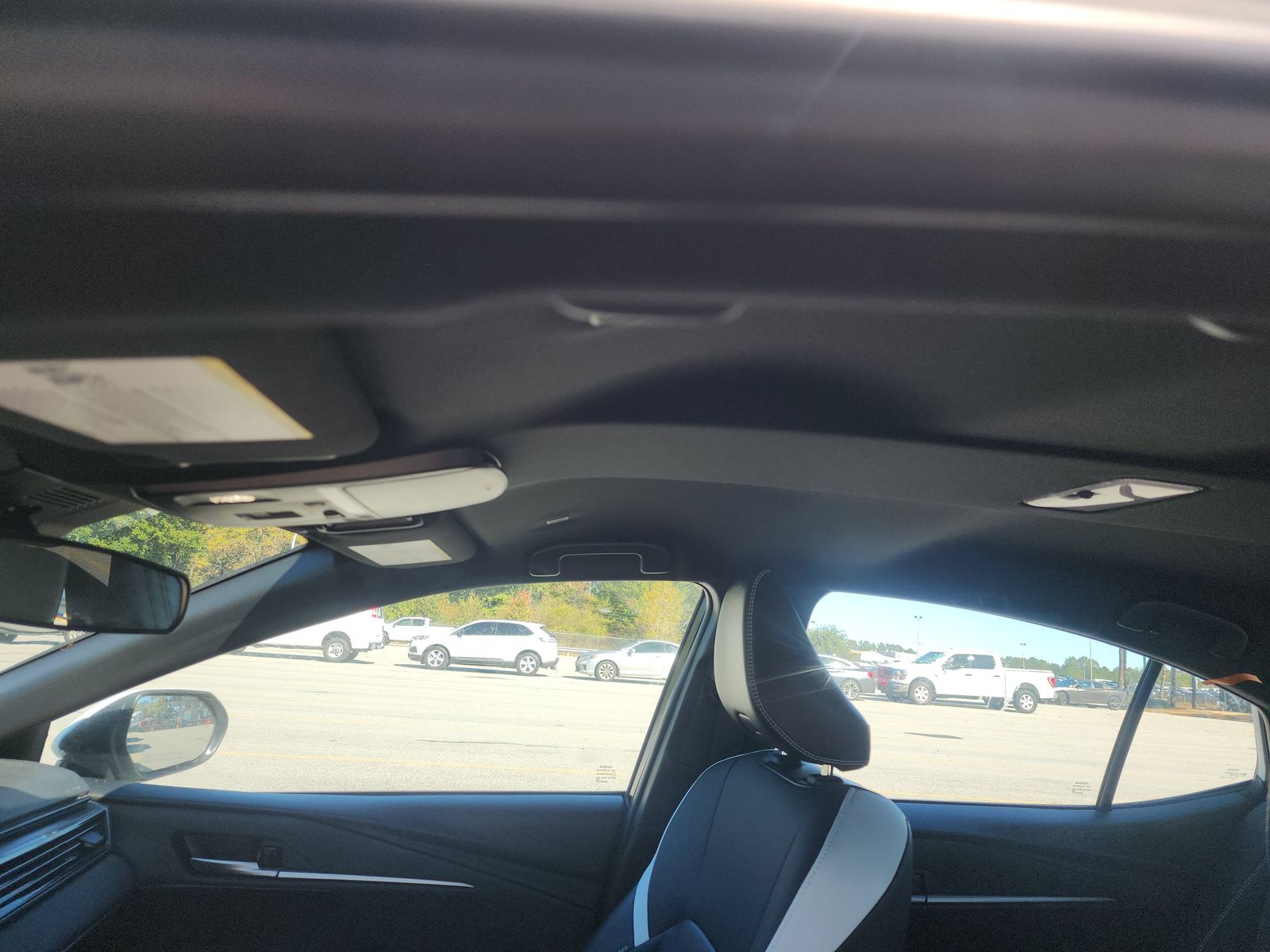 2025 Toyota Camry SE FWD