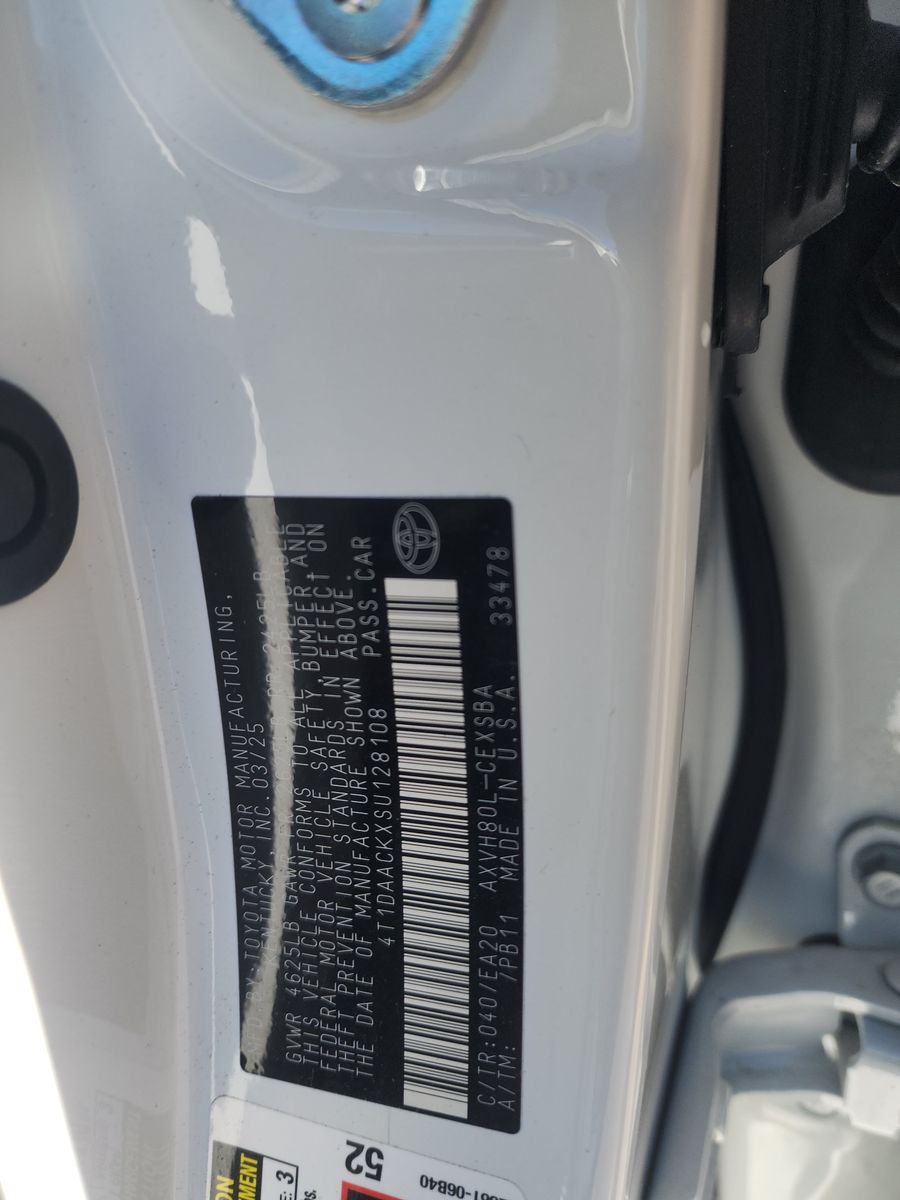 2025 Toyota Camry SE FWD