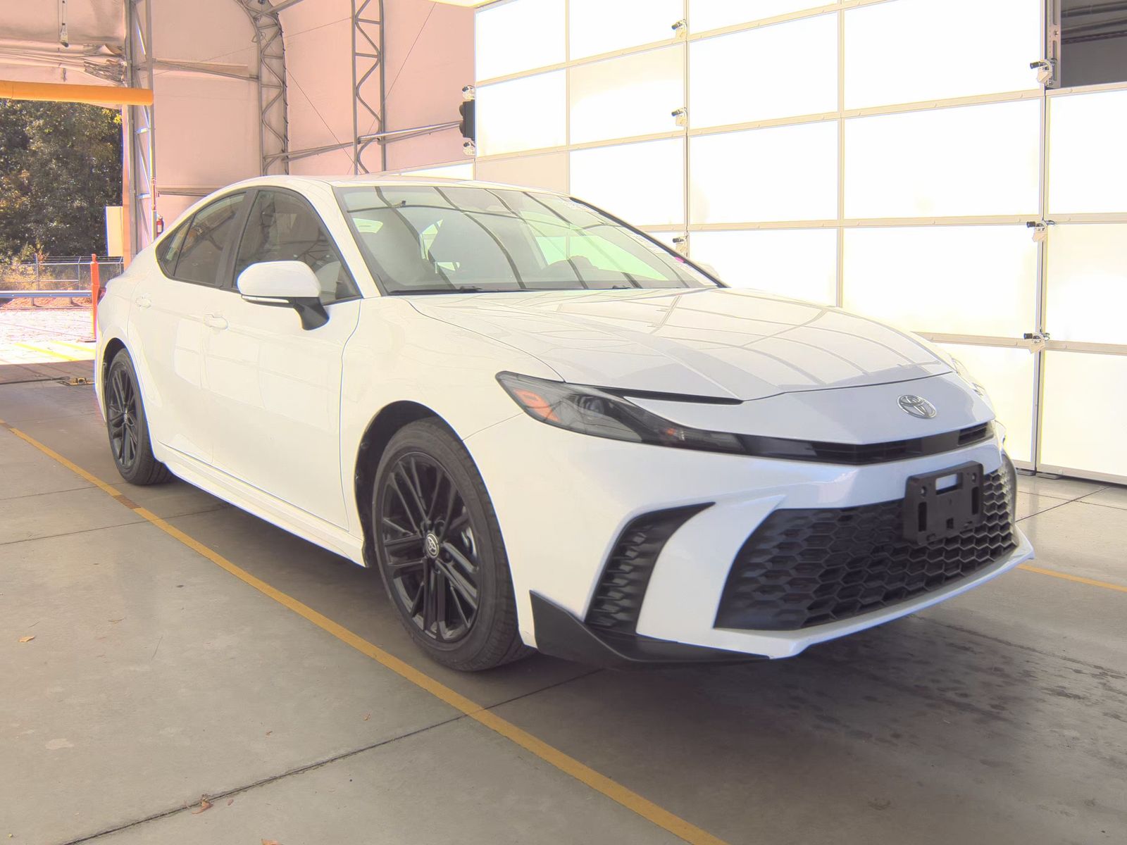 2025 Toyota Camry SE FWD