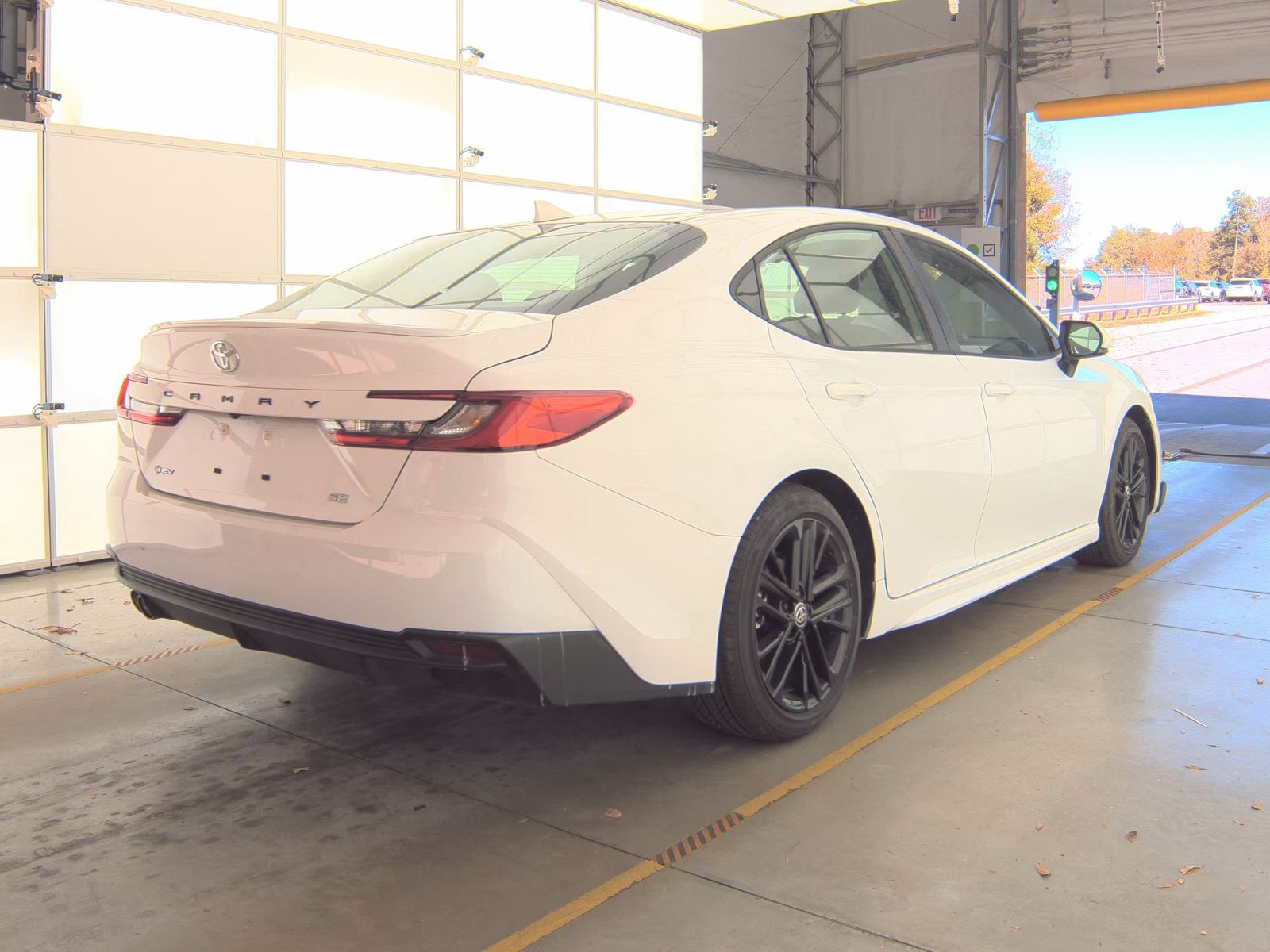 2025 Toyota Camry SE FWD