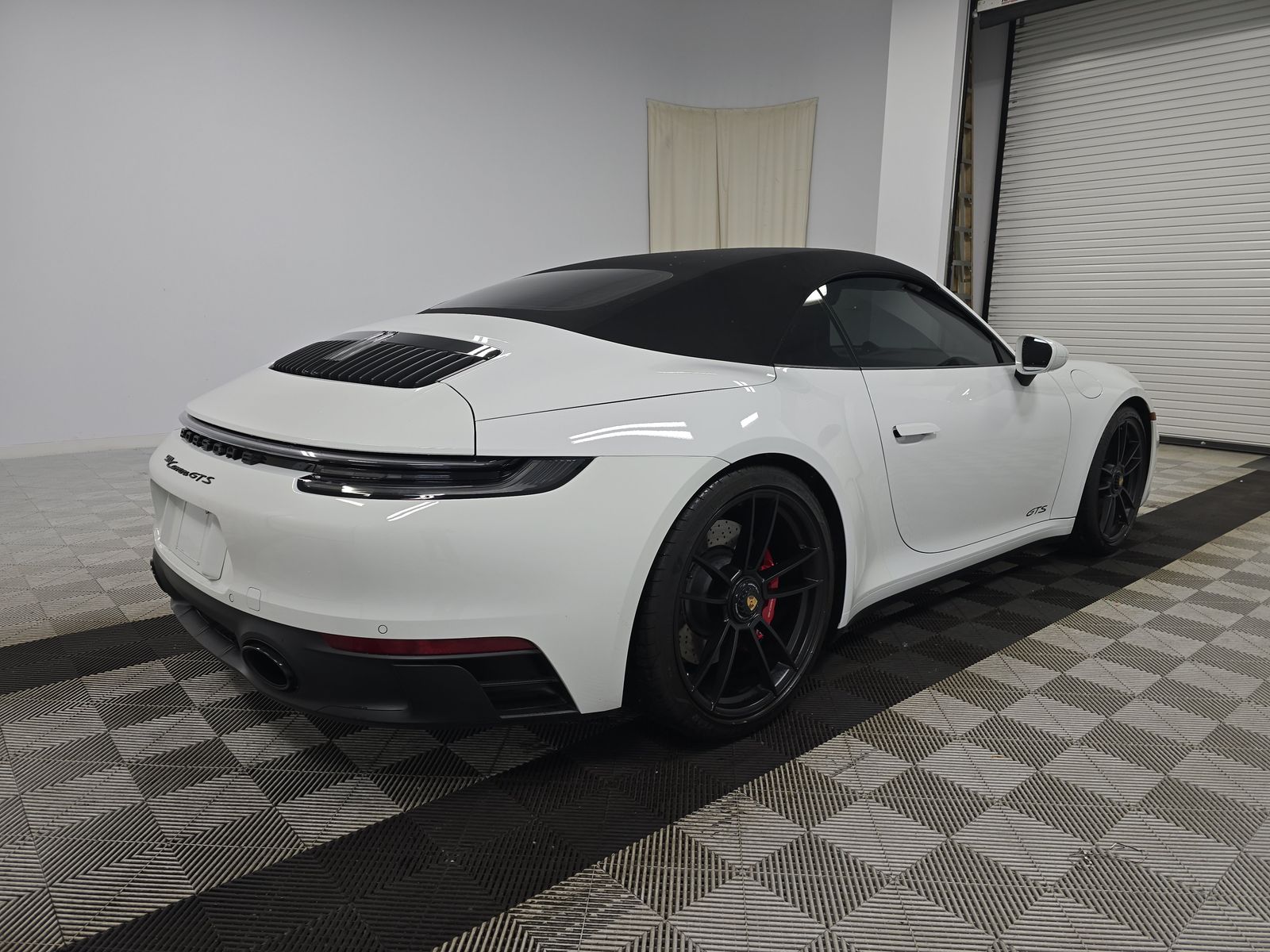 2023 Porsche 911 Carrera GTS RWD