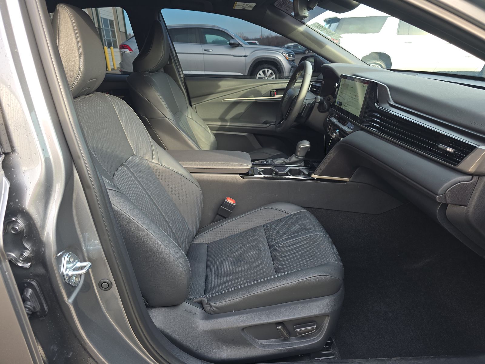 2025 Toyota Camry XSE FWD