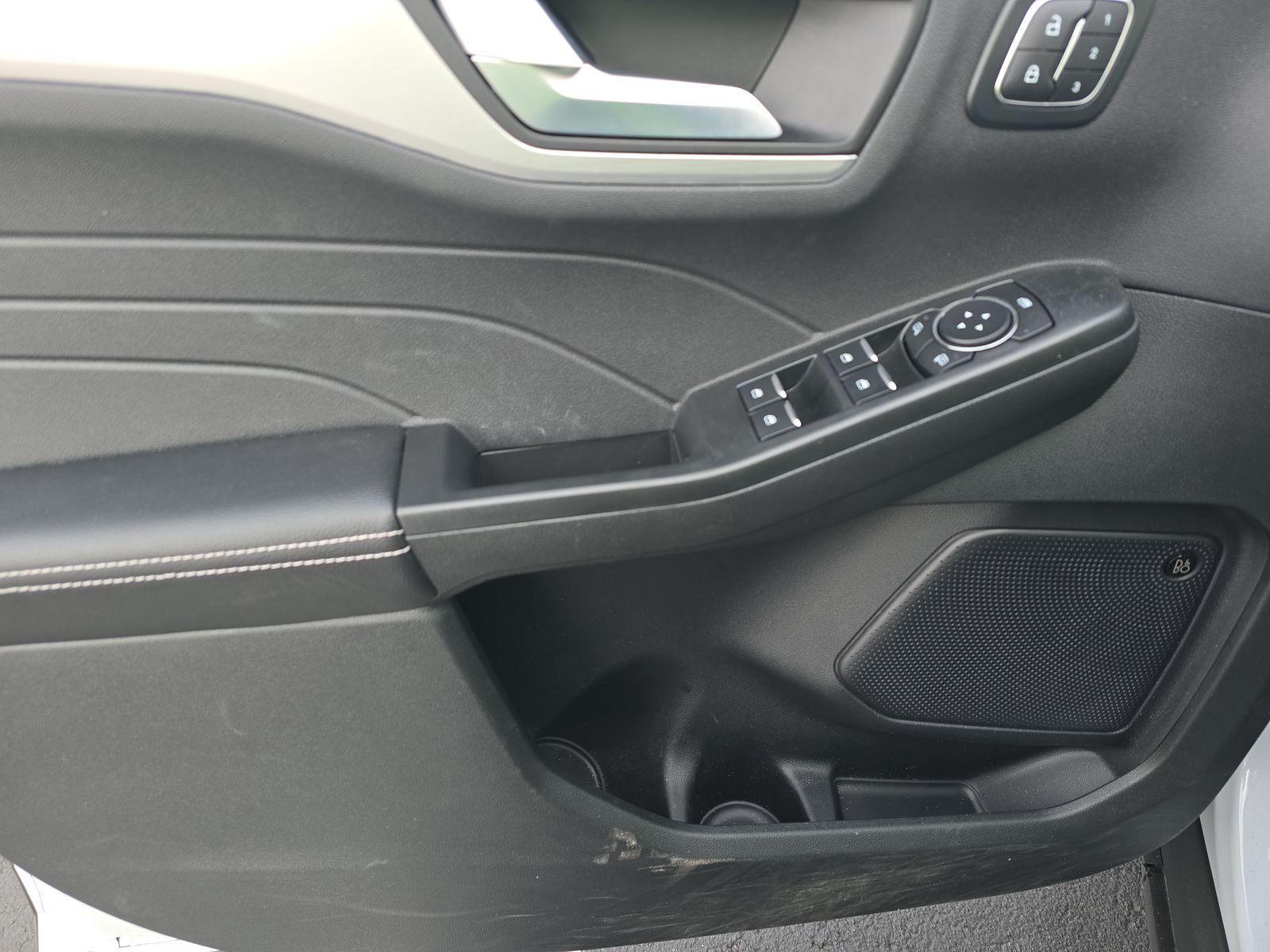 2025 Ford Escape Hybrid Platinum AWD