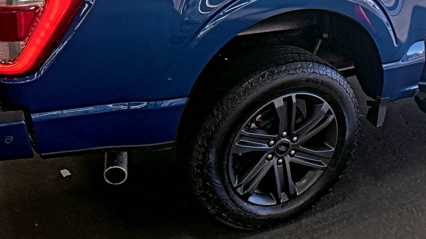 2023 Ford F-150 Lariat AWD