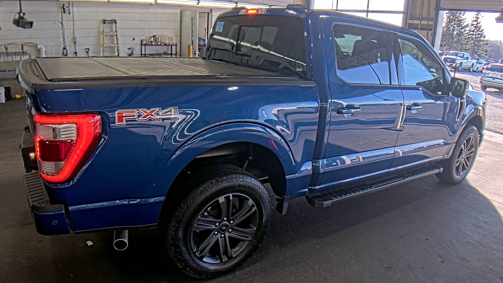 2023 Ford F-150 Lariat AWD